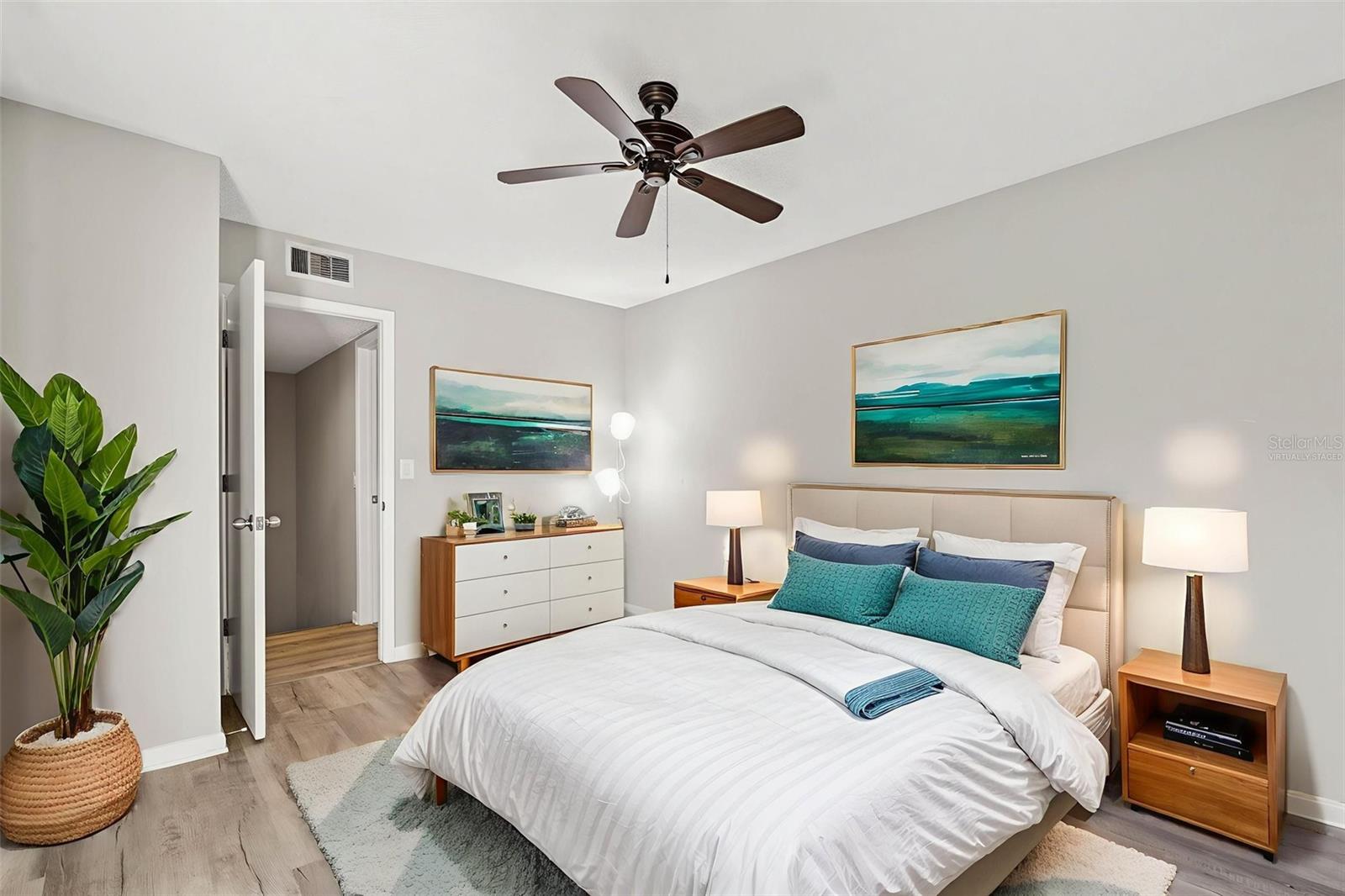 virtually staged photo