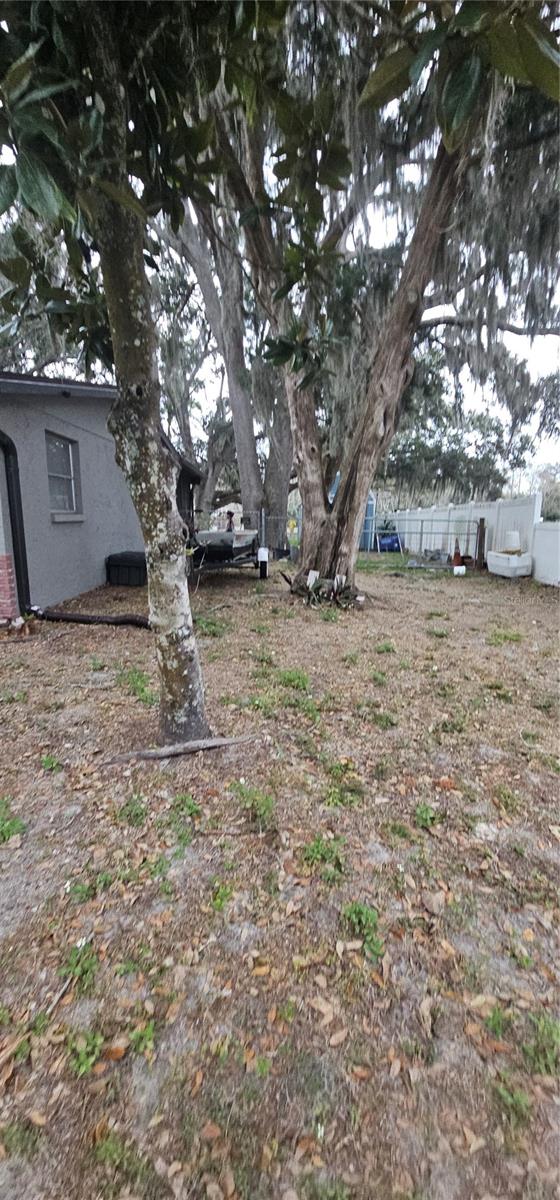 Lots of extra space on the Right side of the home.
