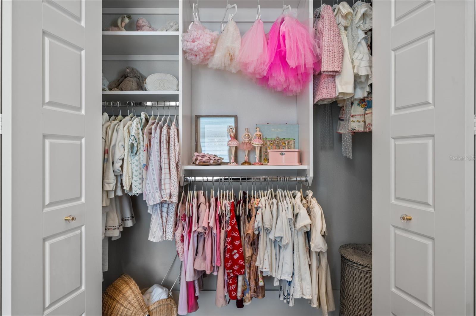 A4681246 Property Photo