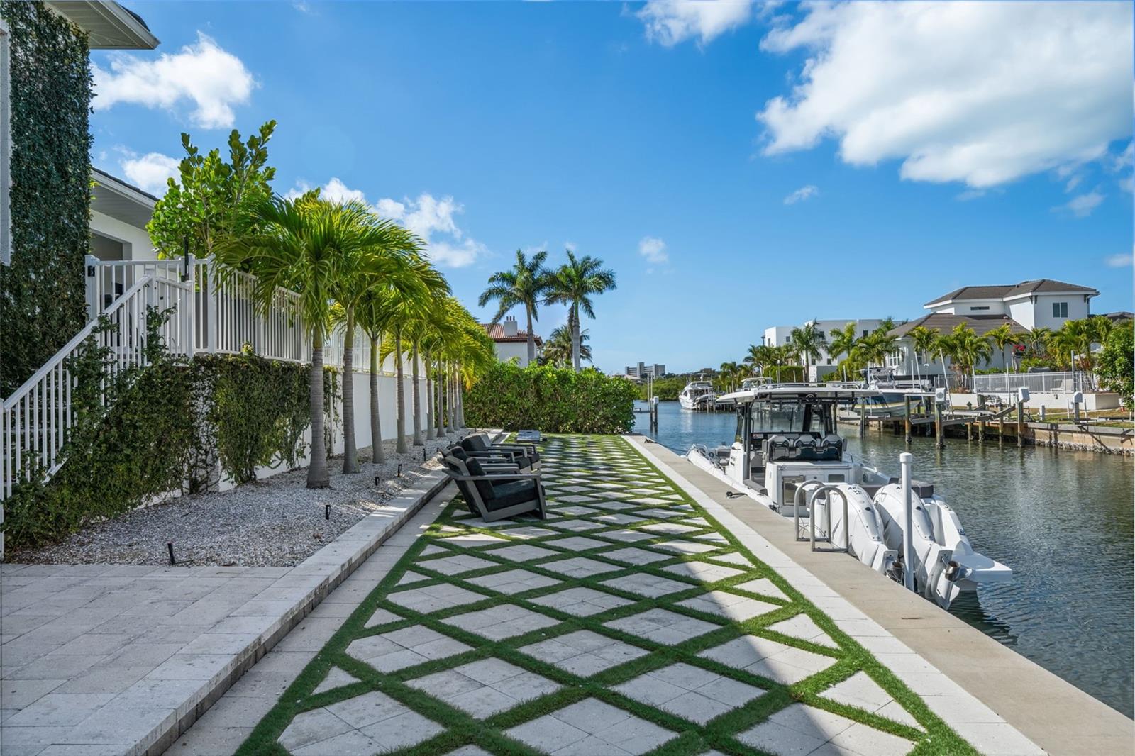 A4681246 Property Photo