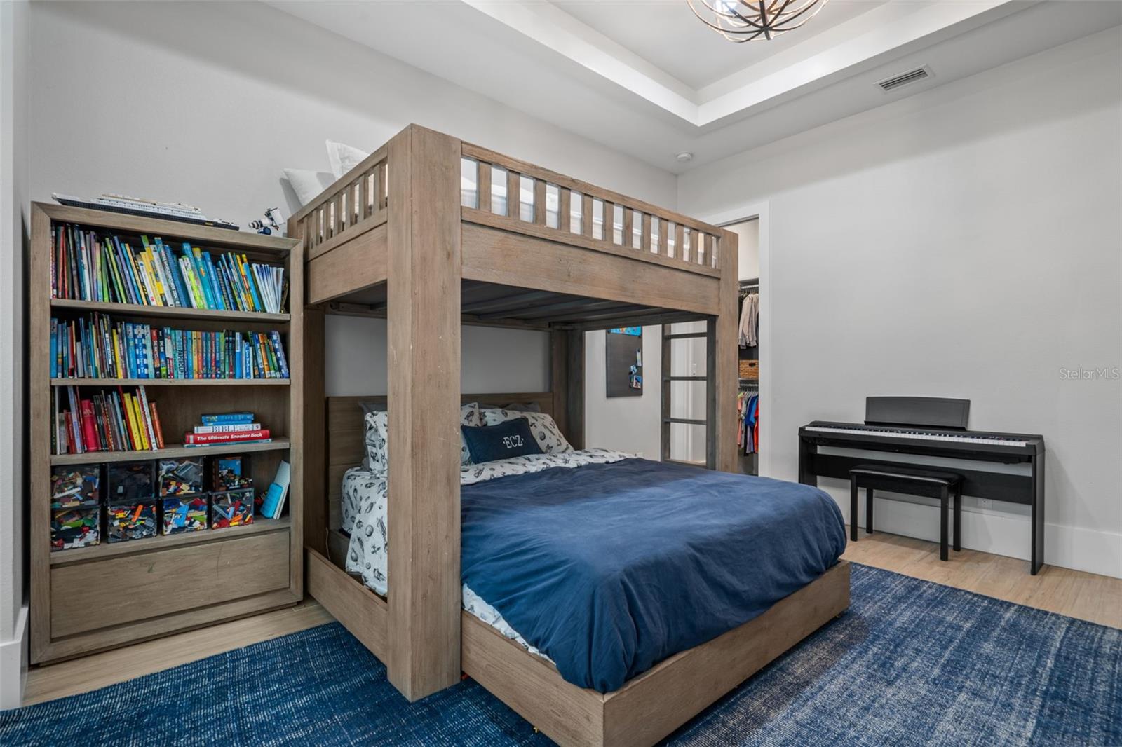 A4681246 Property Photo