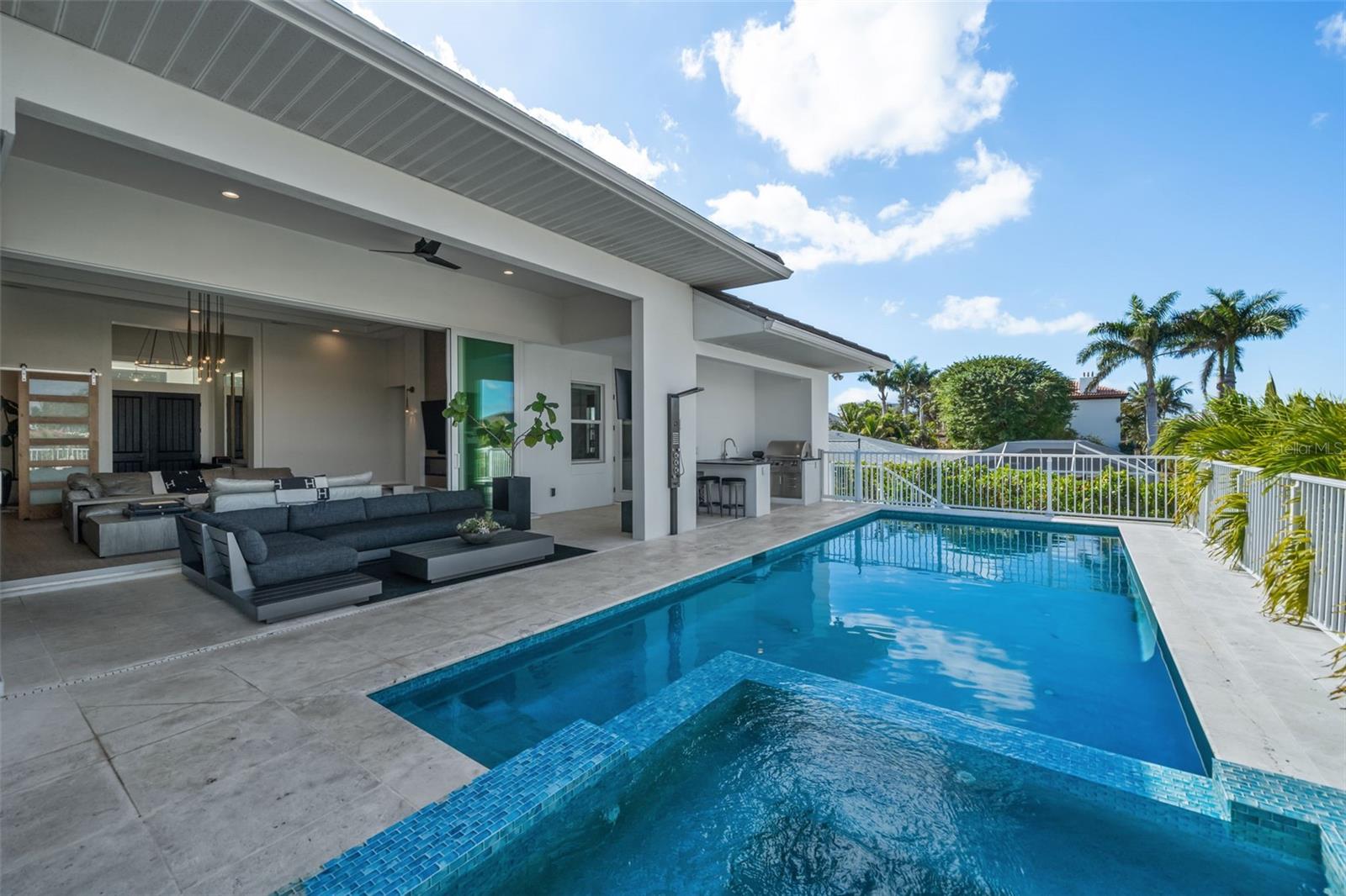 A4681246 Property Photo