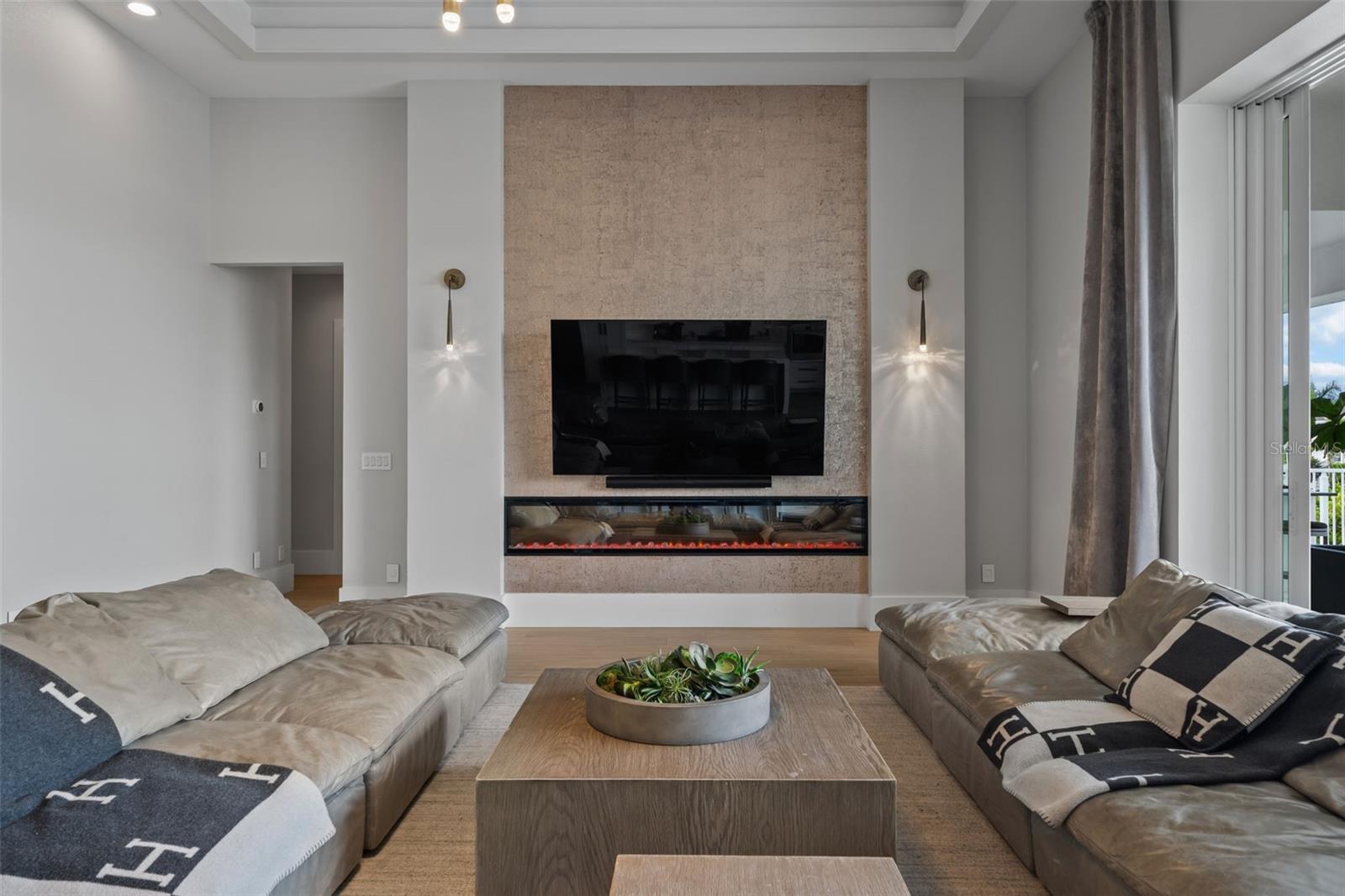 A4681246 Property Photo