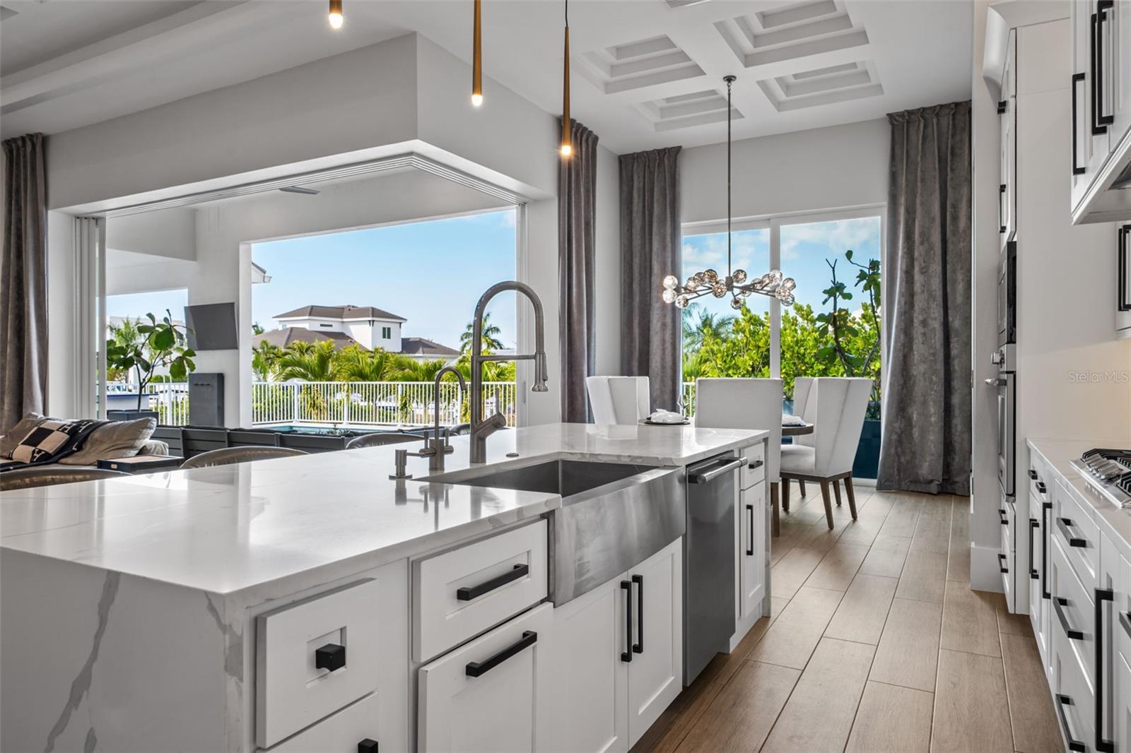 A4681246 Property Photo