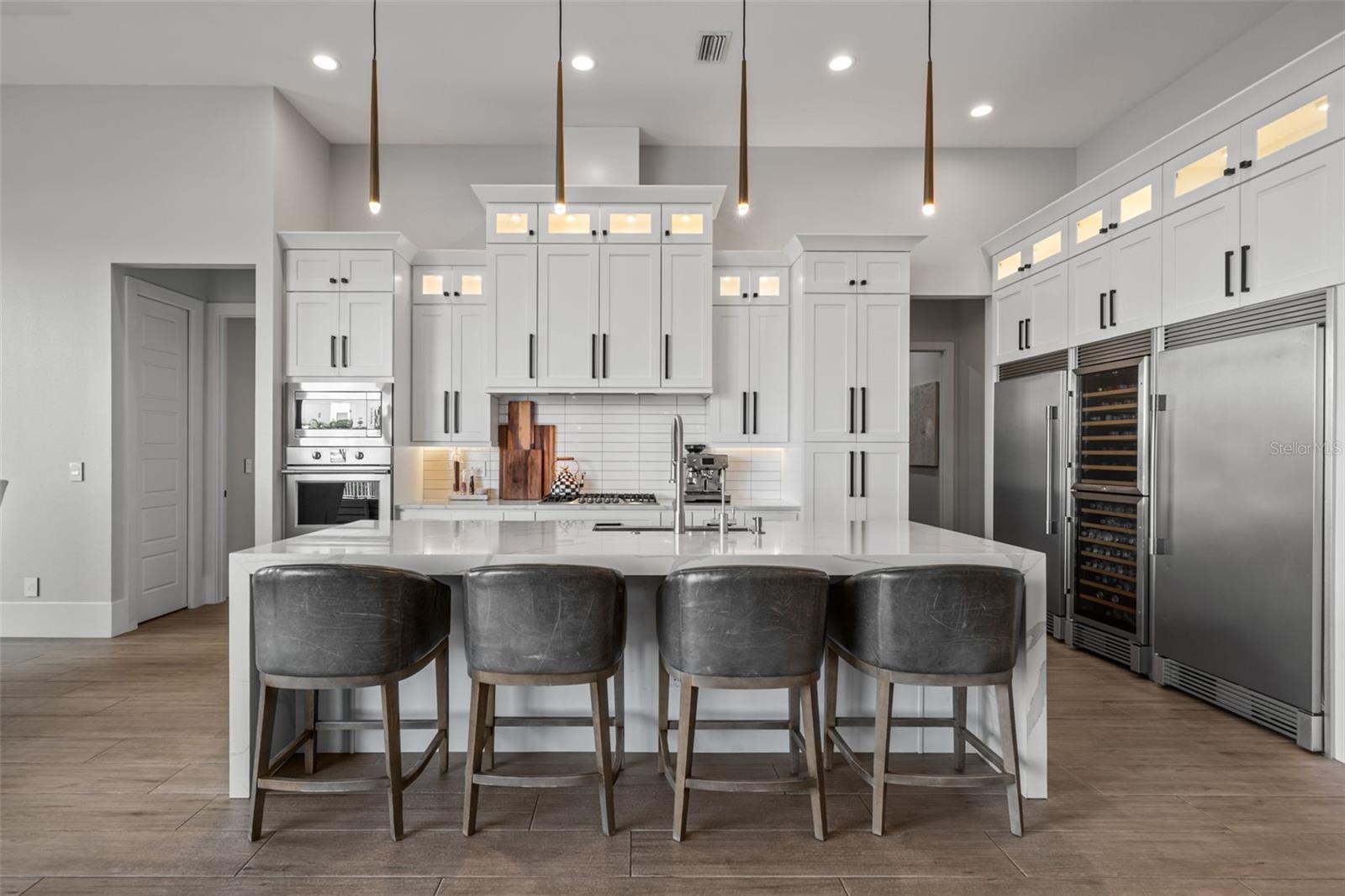 A4681246 Property Photo