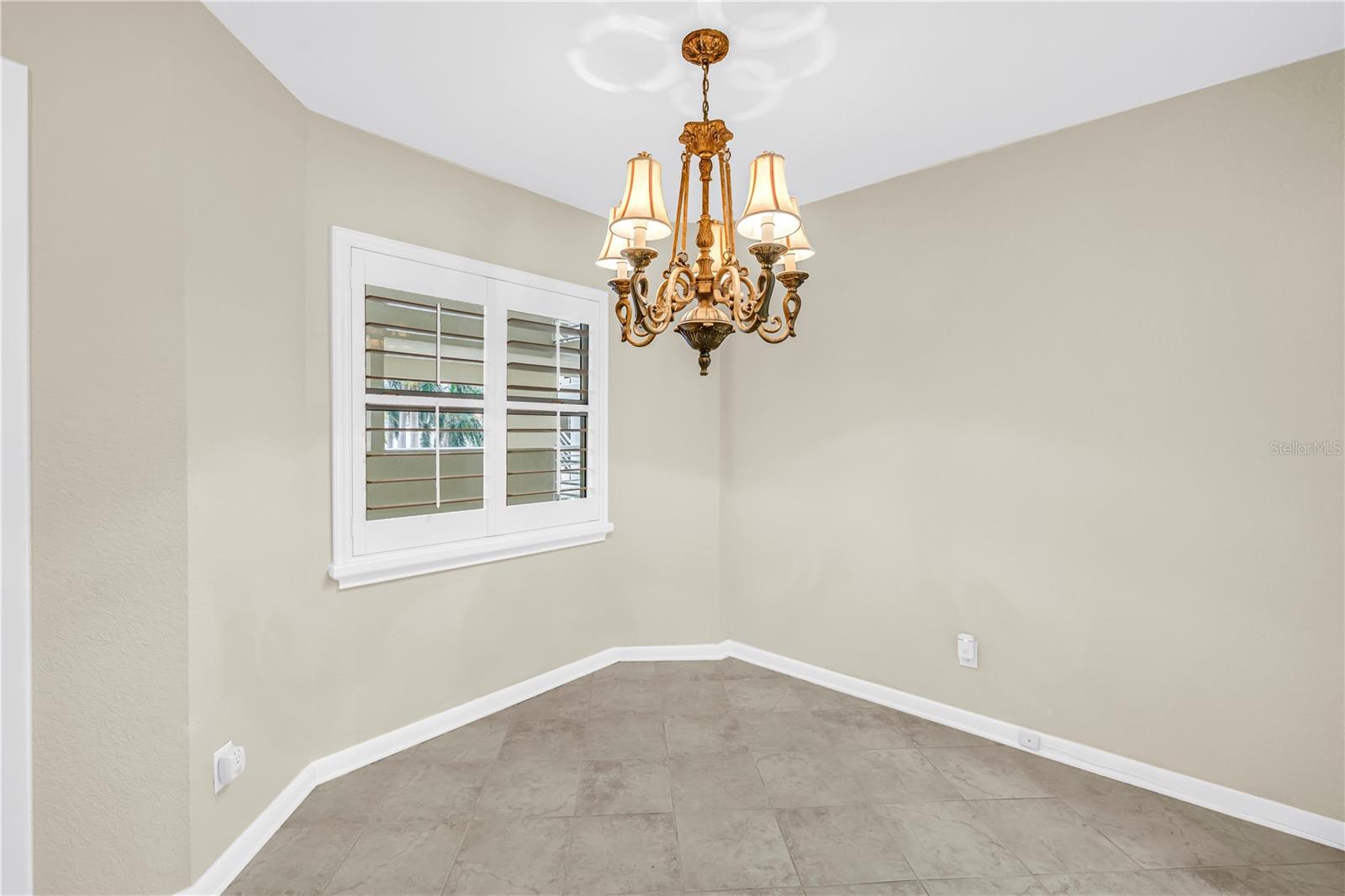 Breakfast / Dining Nook