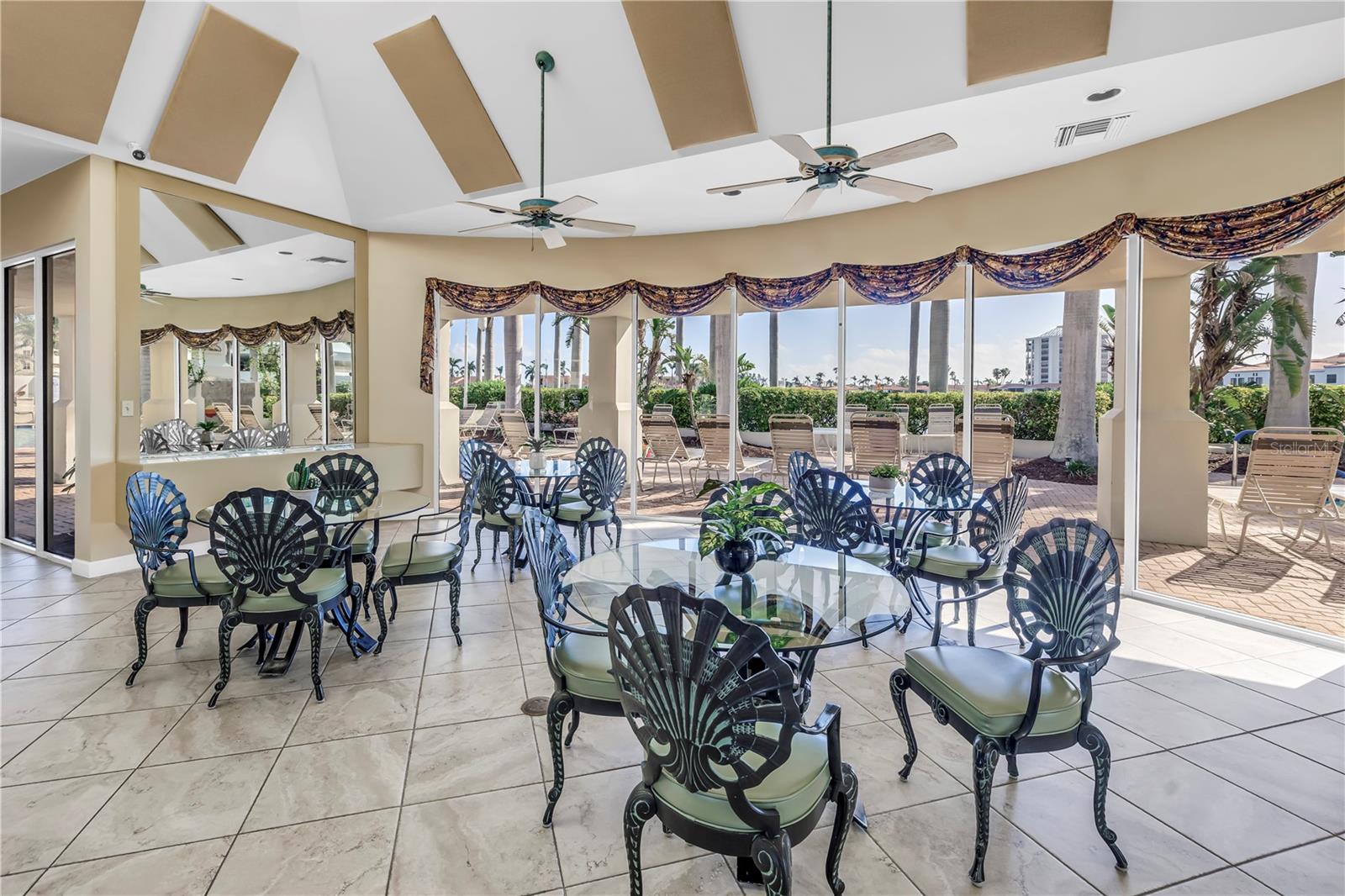 Community /room that can be used for Family Gatherings or Parties