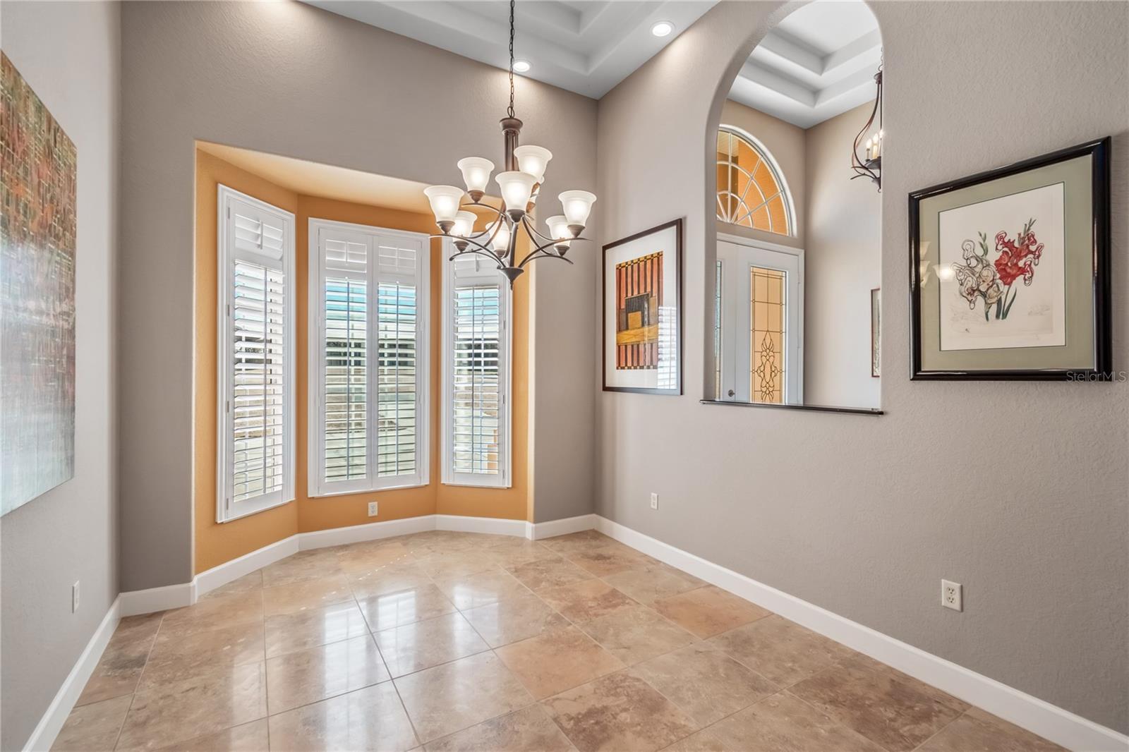 OM718115 Property Photo