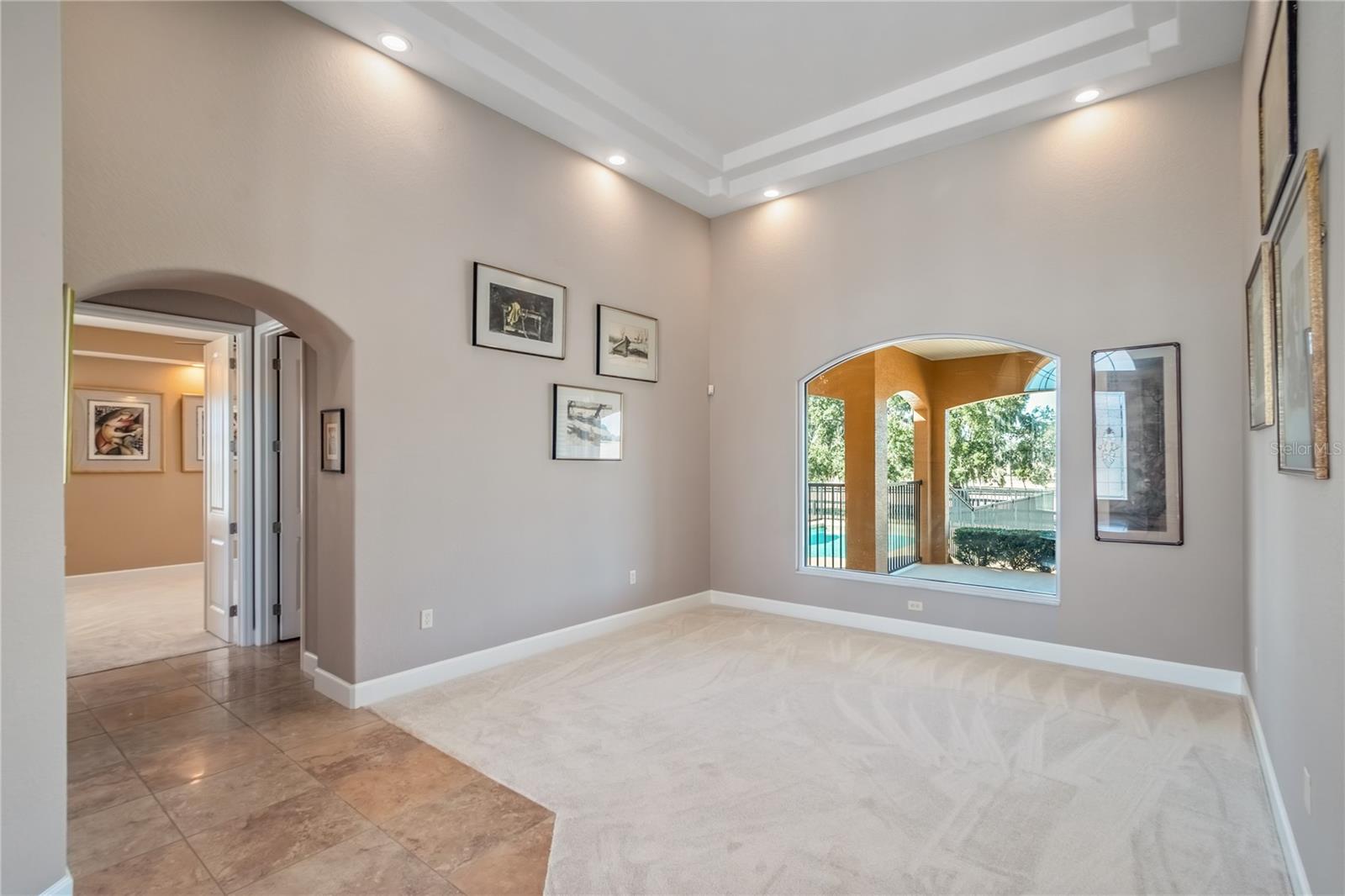 OM718115 Property Photo