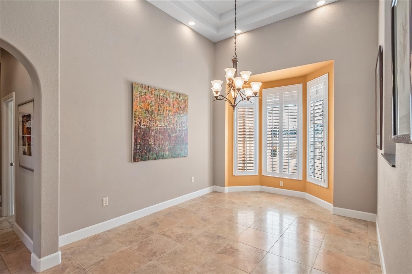 OM718115 Property Photo