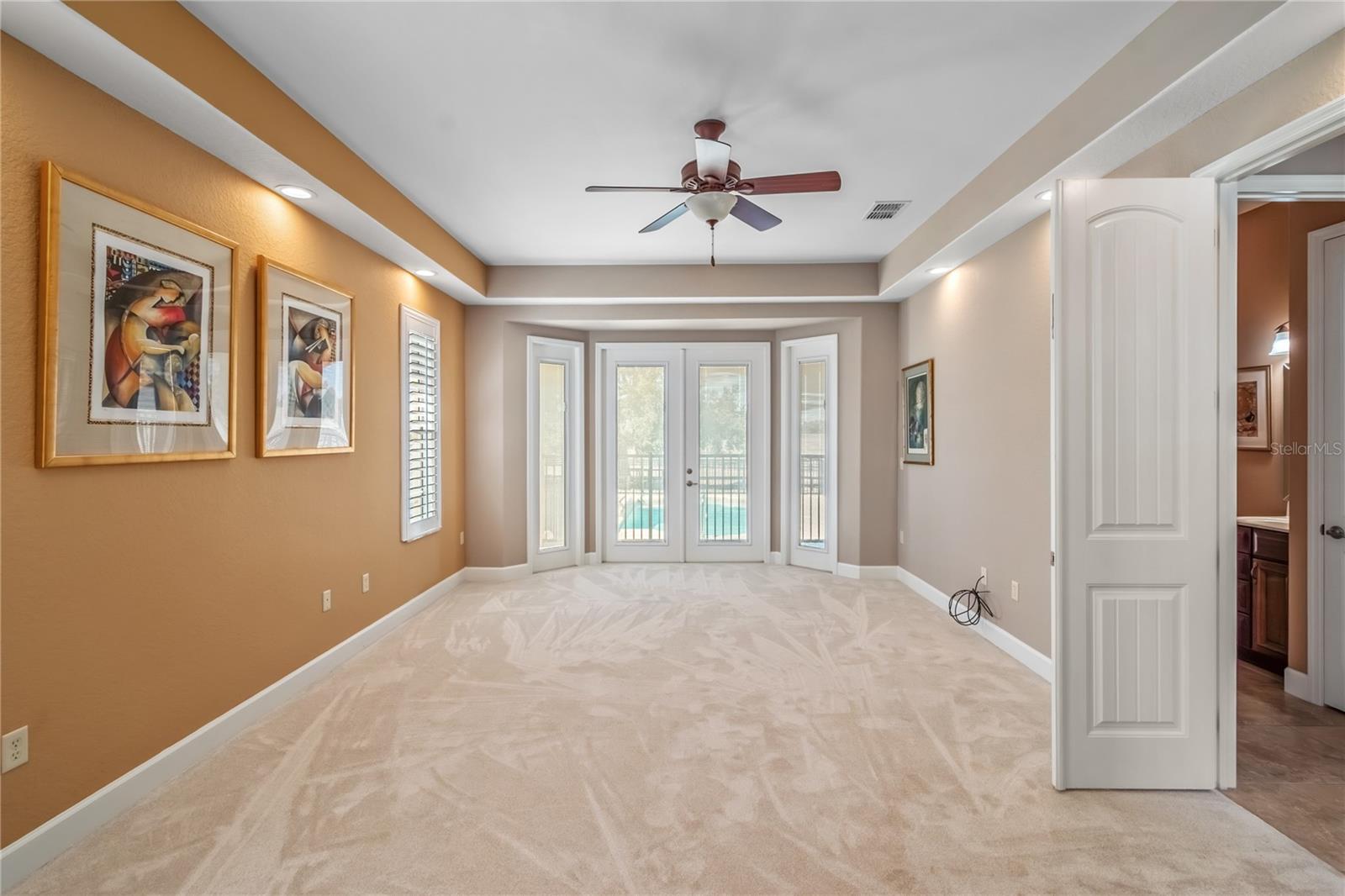 OM718115 Property Photo