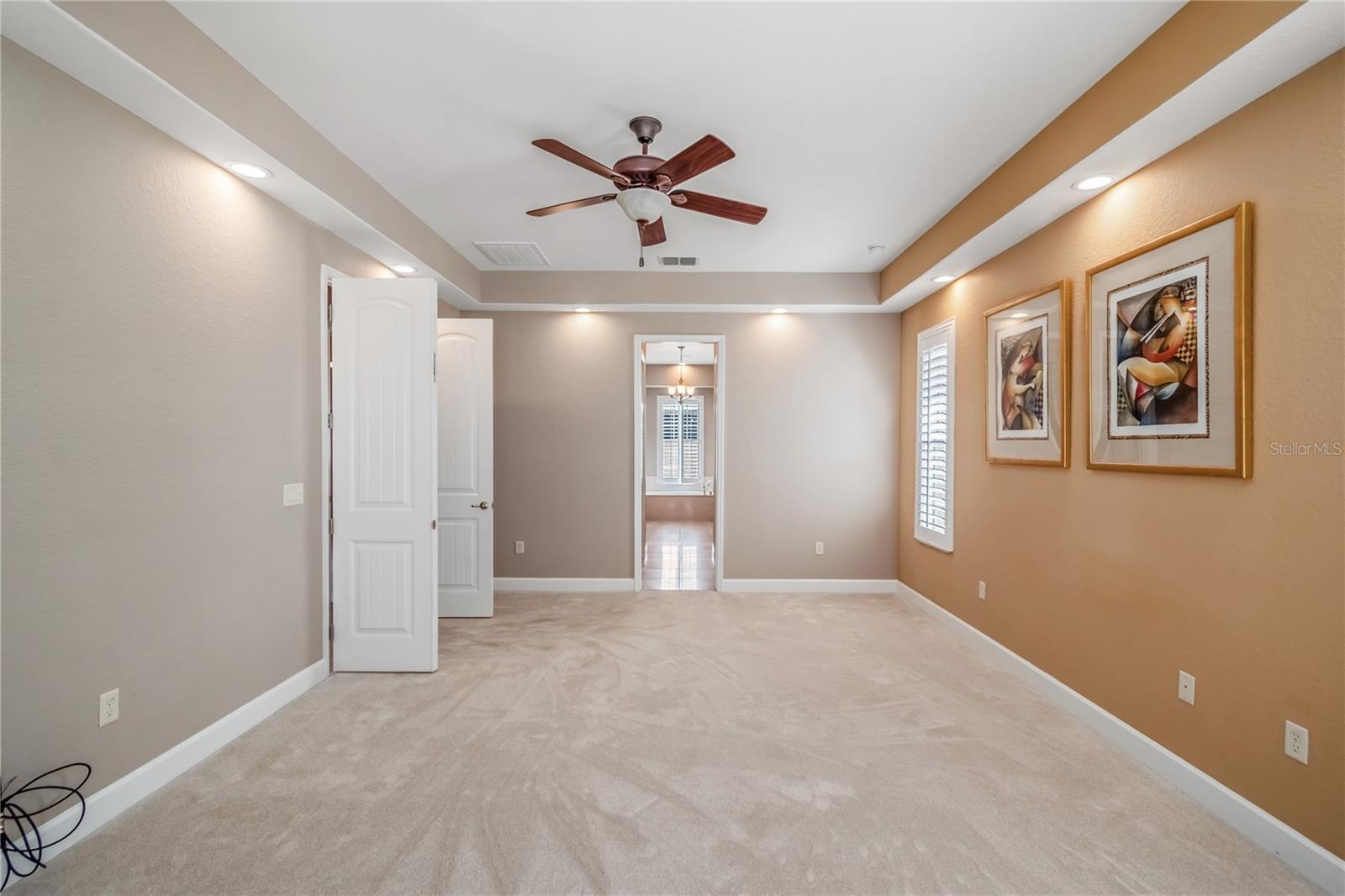 OM718115 Property Photo