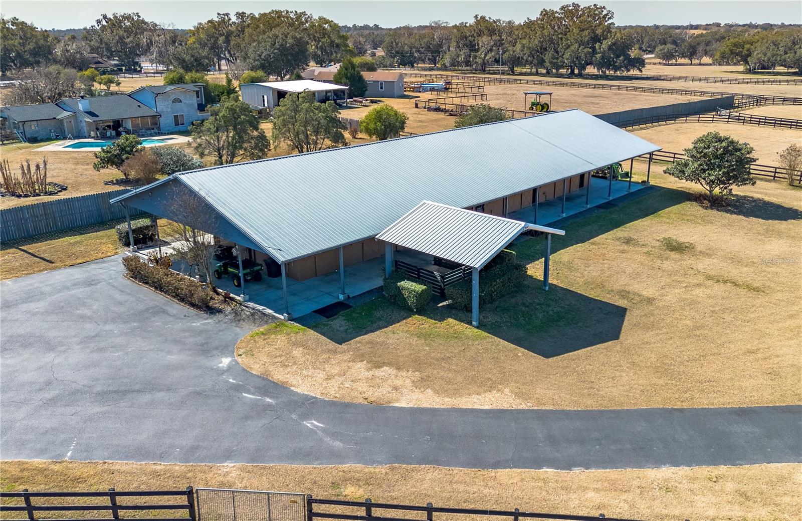 OM718115 Property Photo