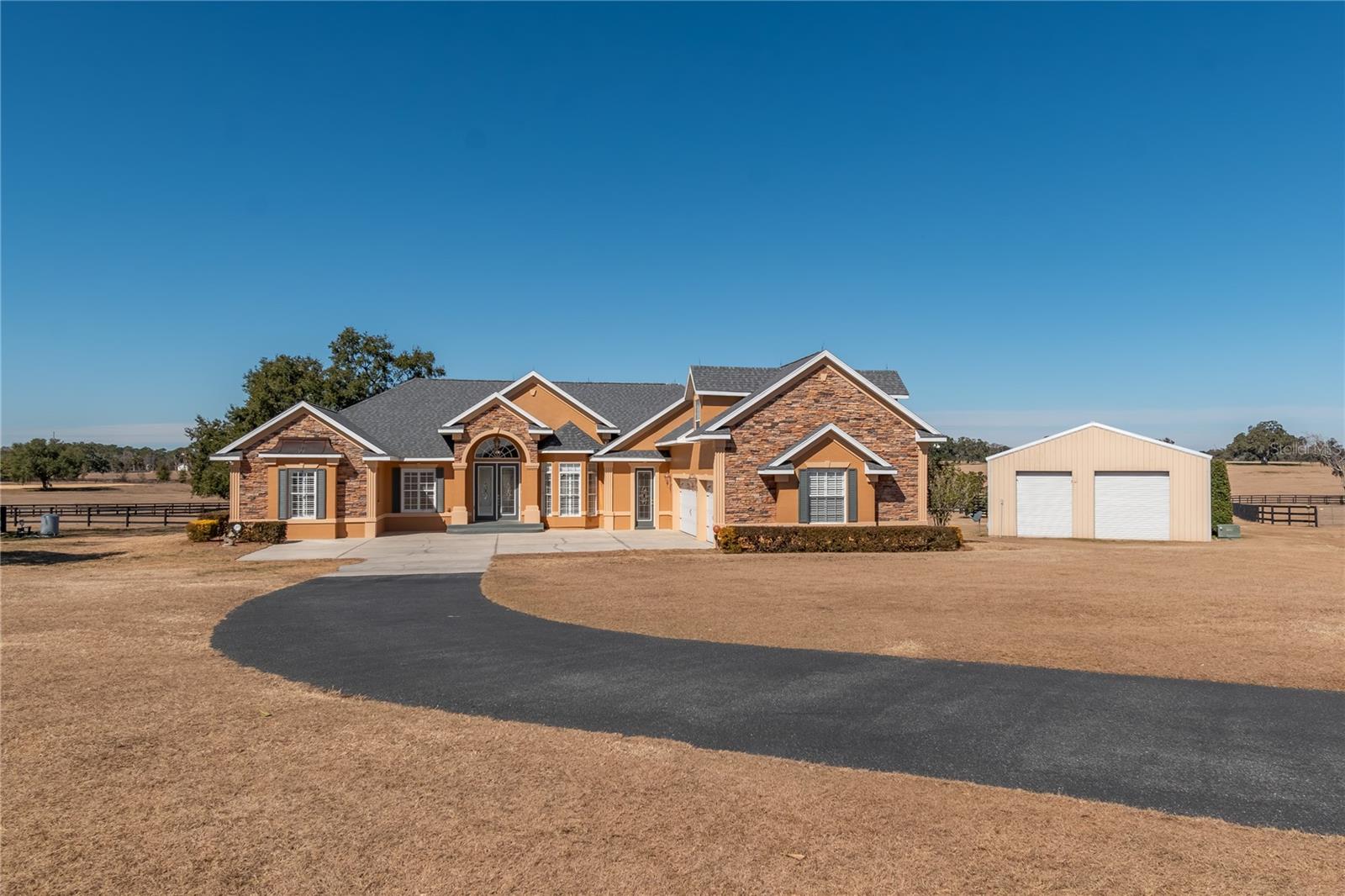 OM718115 Property Photo