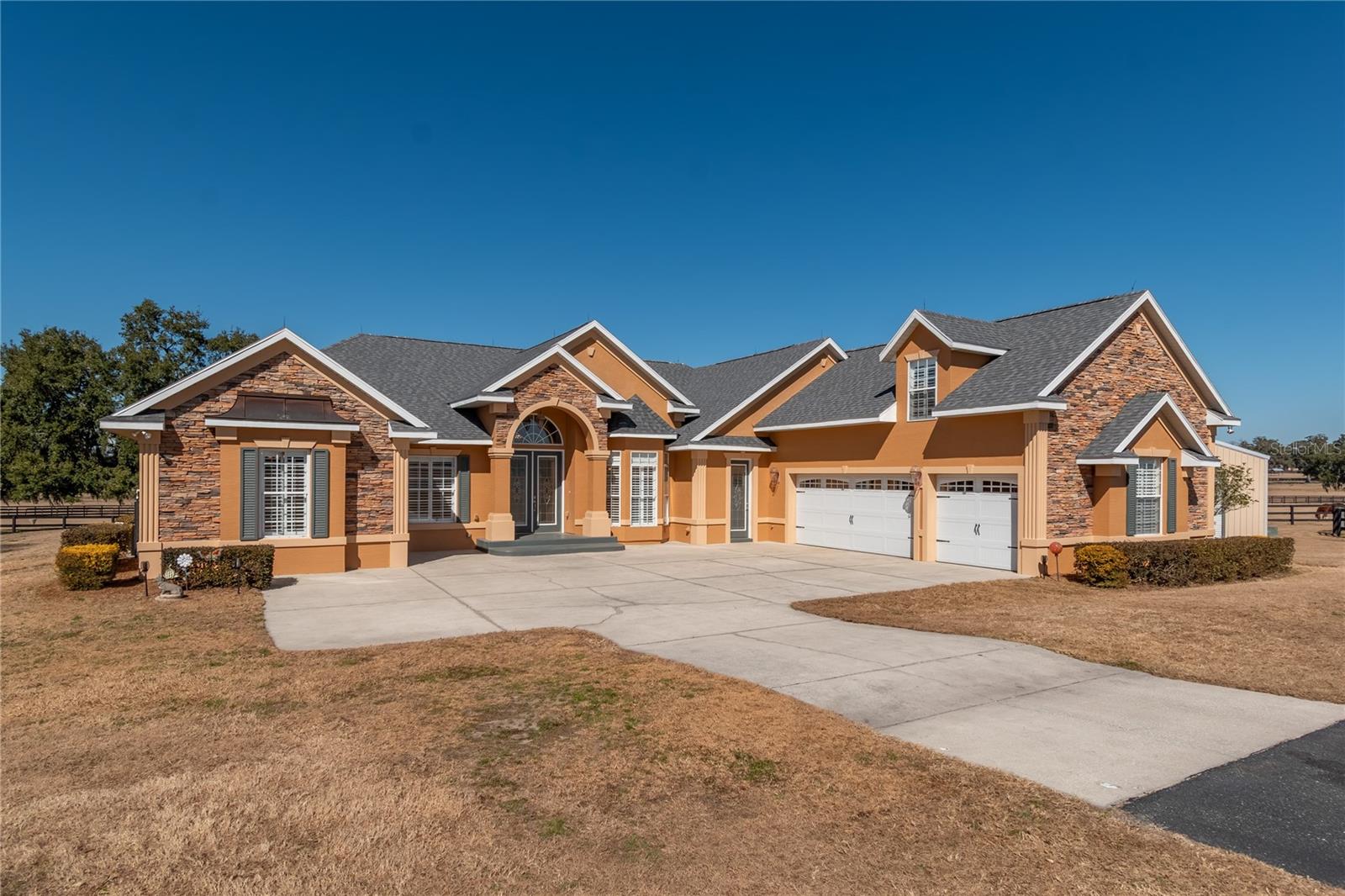 OM718115 Property Photo