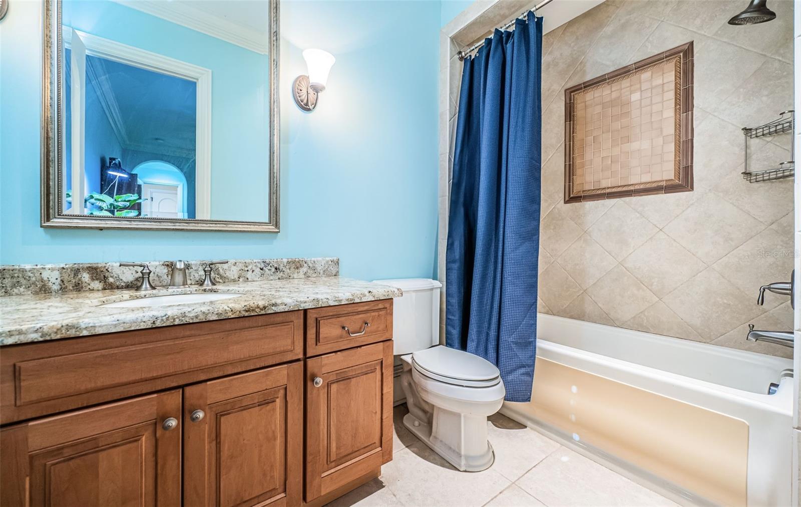 TB8472678 Property Photo