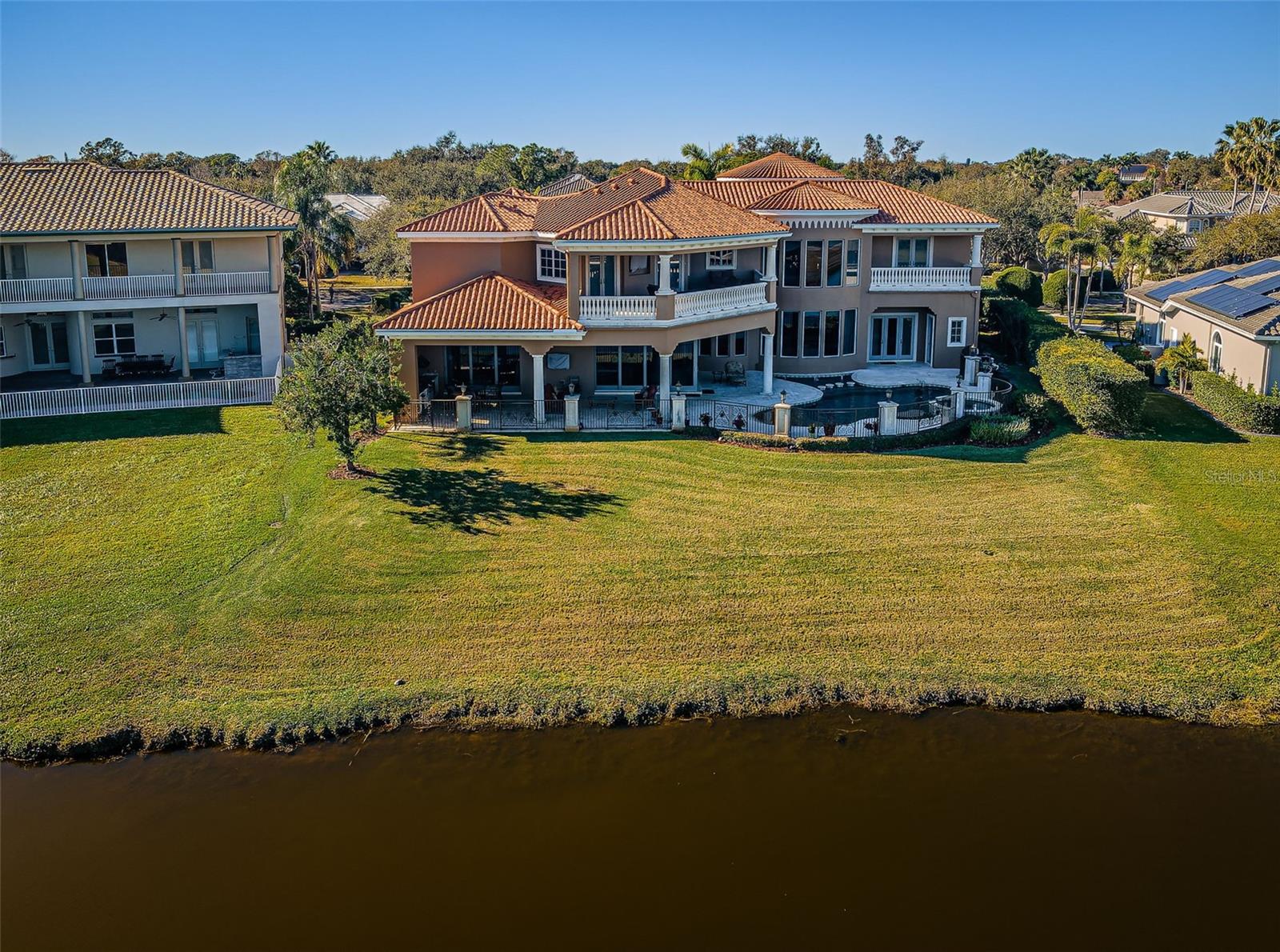 TB8472678 Property Photo