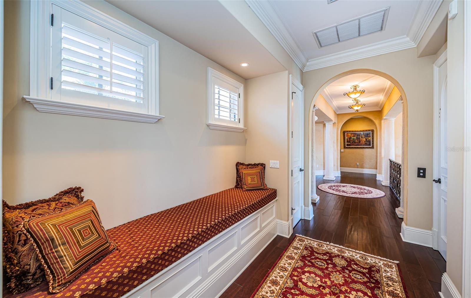 TB8472678 Property Photo