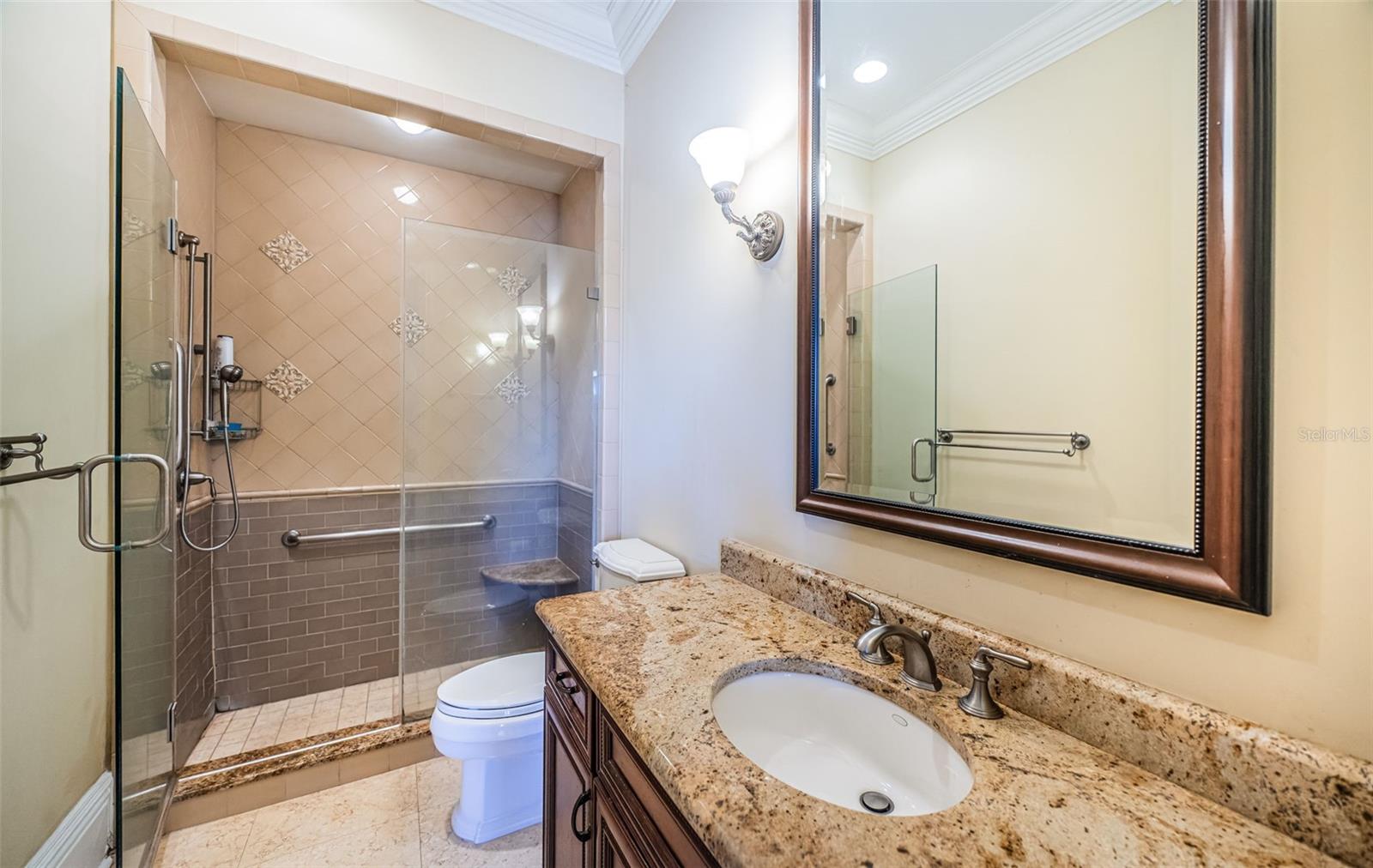 TB8472678 Property Photo