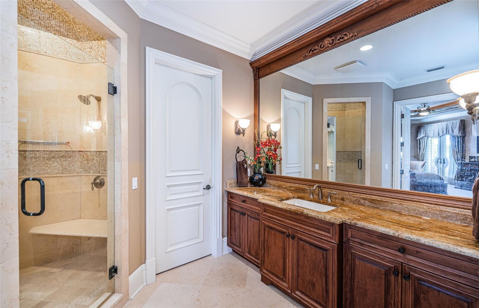 TB8472678 Property Photo