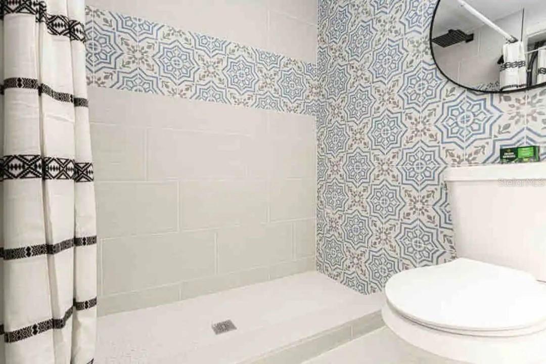 1214 N PINE HILLS RD, ORLANDO, FL, 32808
