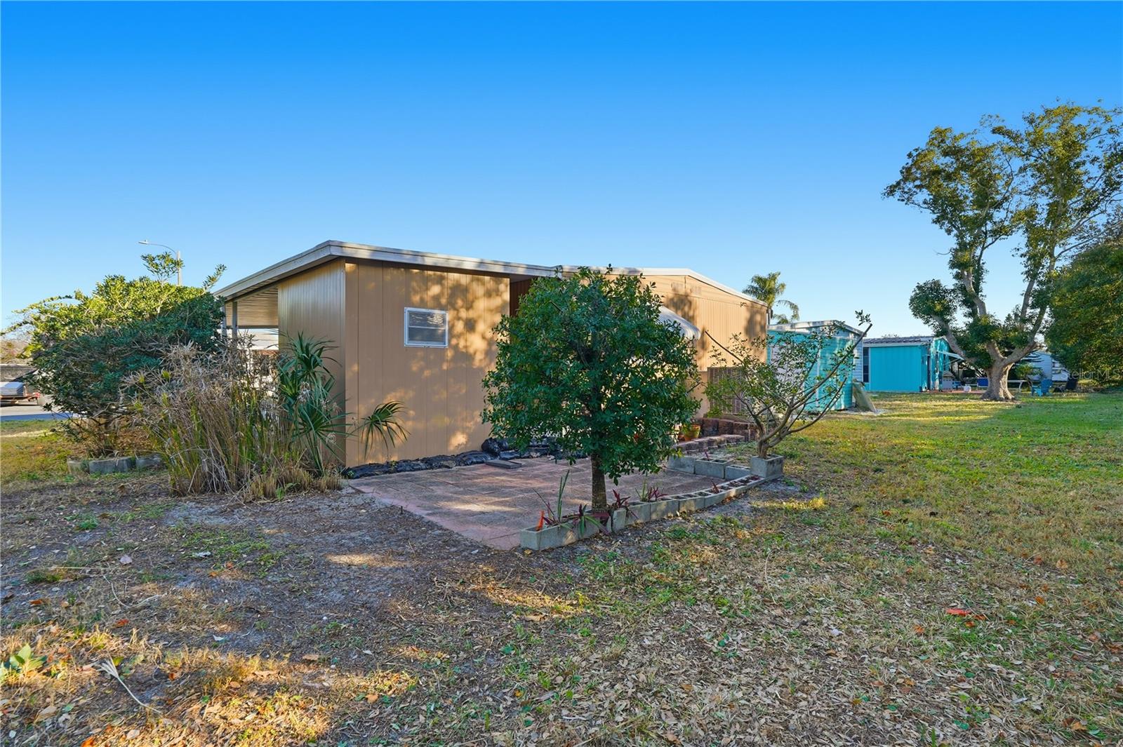 TB8472702 Property Photo