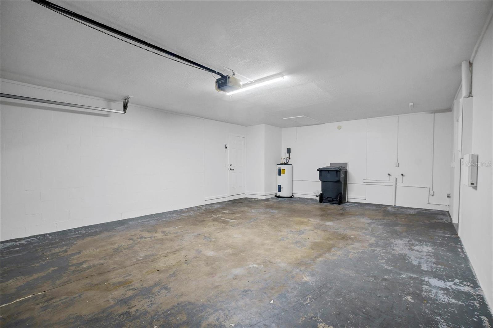 120 SANDBURG LN, WINTER HAVEN, FL, 33884
