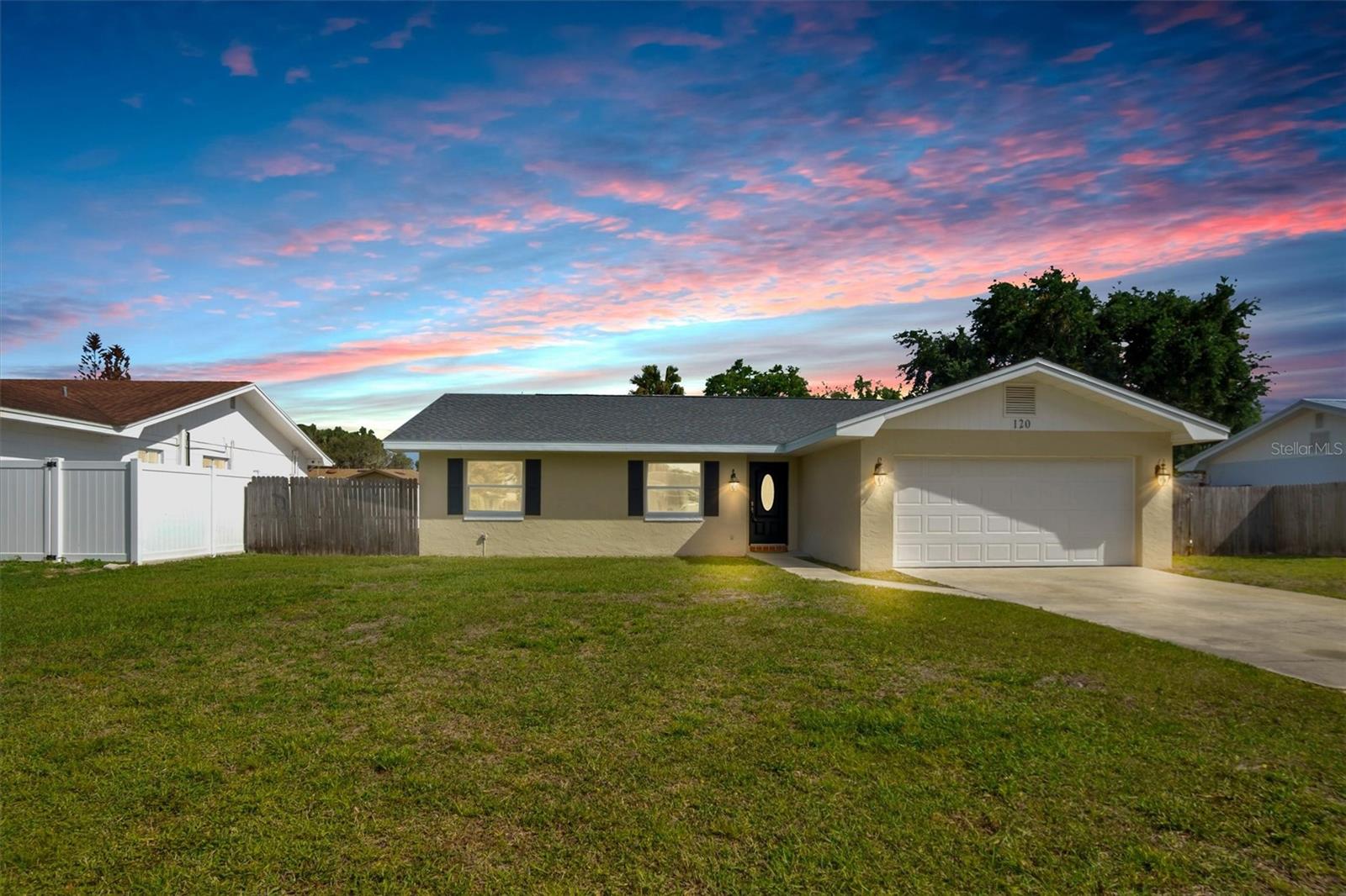 120 SANDBURG LN, WINTER HAVEN, FL, 33884
