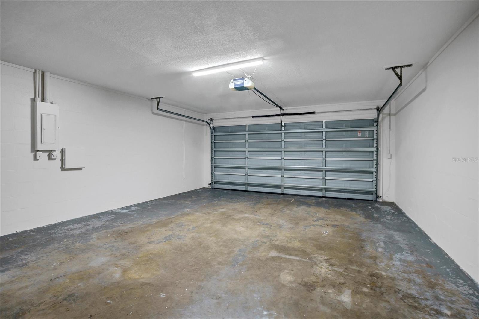 120 SANDBURG LN, WINTER HAVEN, FL, 33884