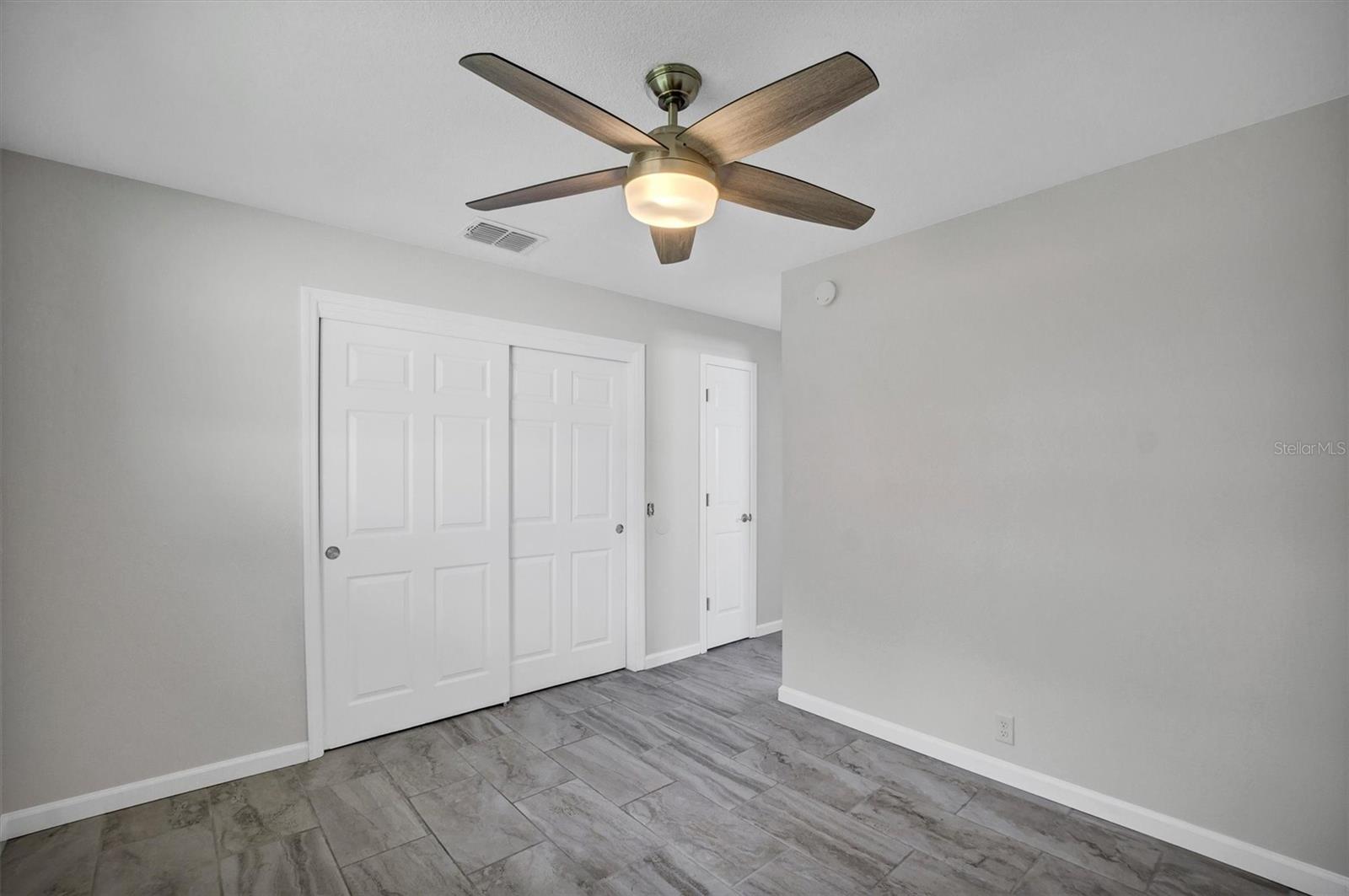 120 SANDBURG LN, WINTER HAVEN, FL, 33884