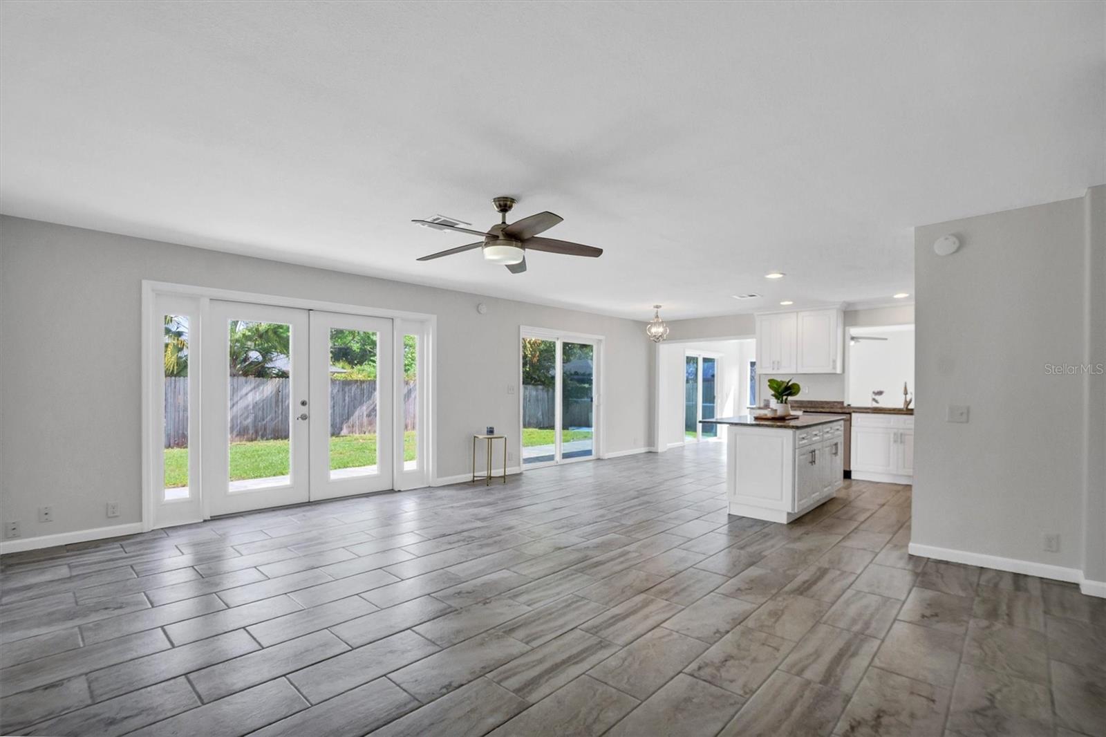 120 SANDBURG LN, WINTER HAVEN, FL, 33884
