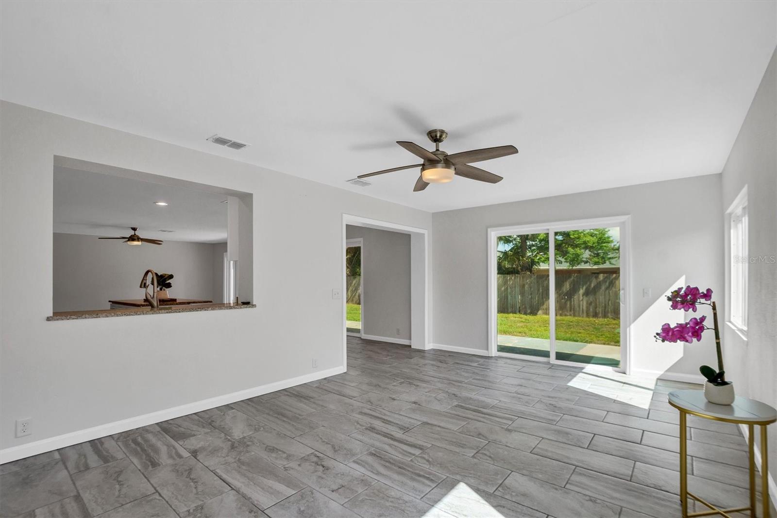 120 SANDBURG LN, WINTER HAVEN, FL, 33884