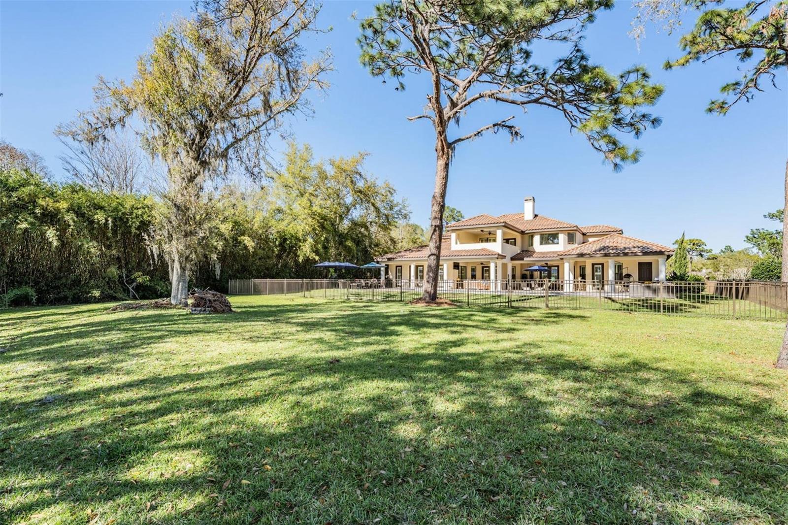 TB8472770 Property Photo