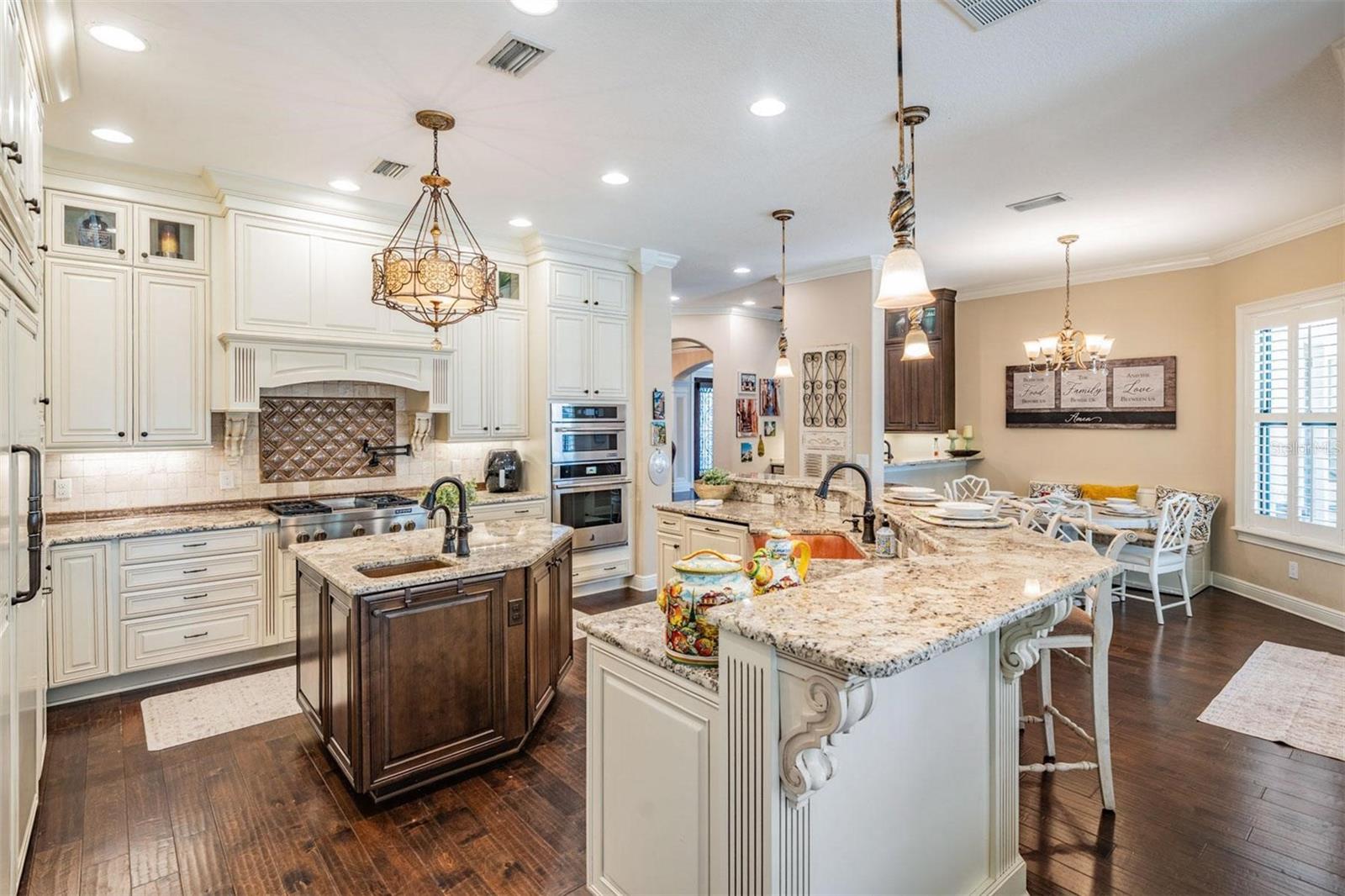 TB8472770 Property Photo