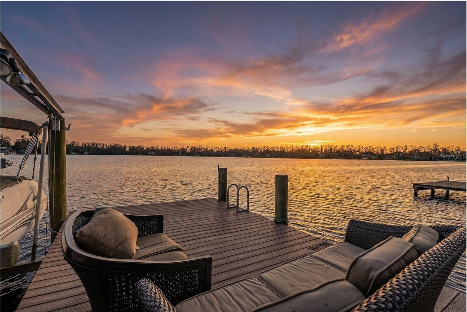 TB8472770 Property Photo