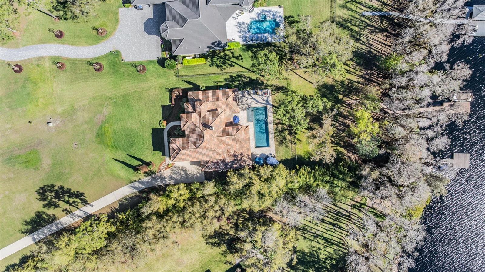 TB8472770 Property Photo