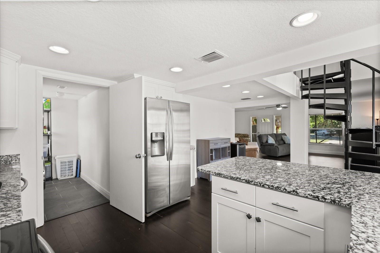 7247 TREASURE ISLAND RD, LEESBURG, FL, 34788