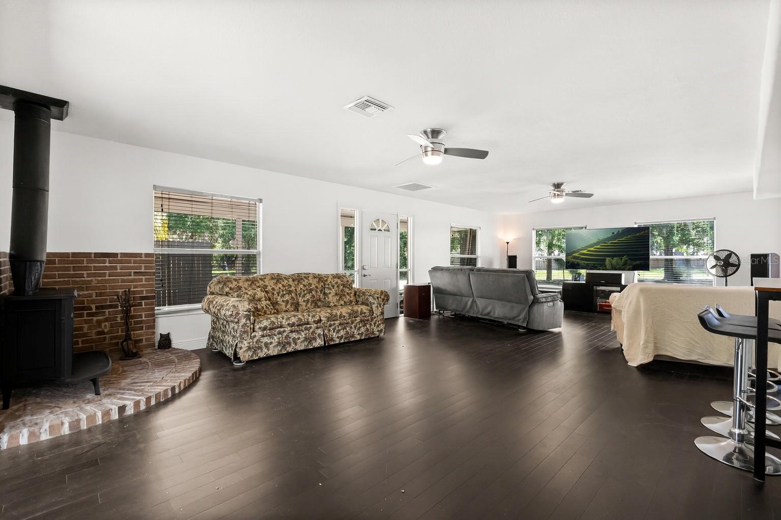 7247 TREASURE ISLAND RD, LEESBURG, FL, 34788