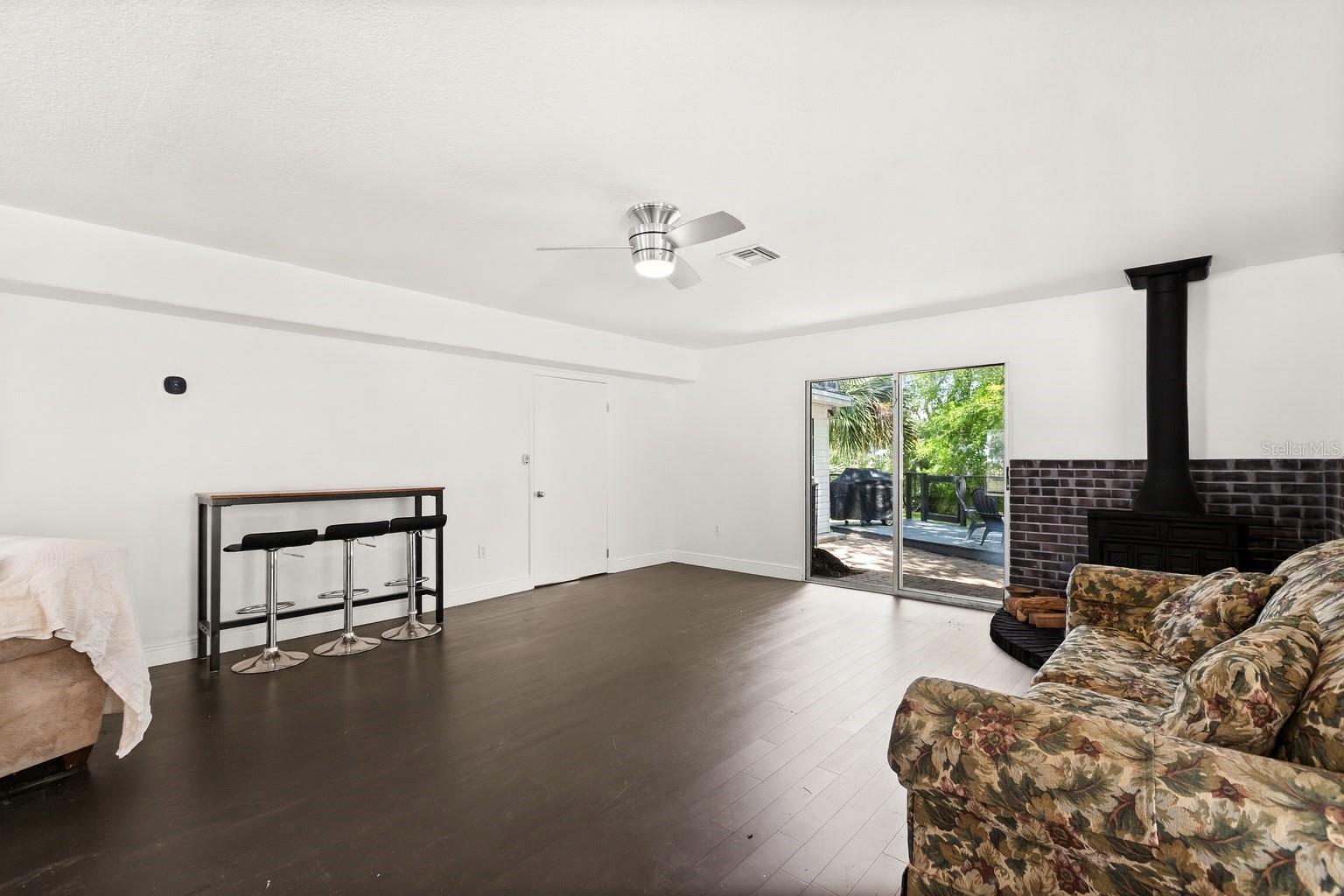 7247 TREASURE ISLAND RD, LEESBURG, FL, 34788