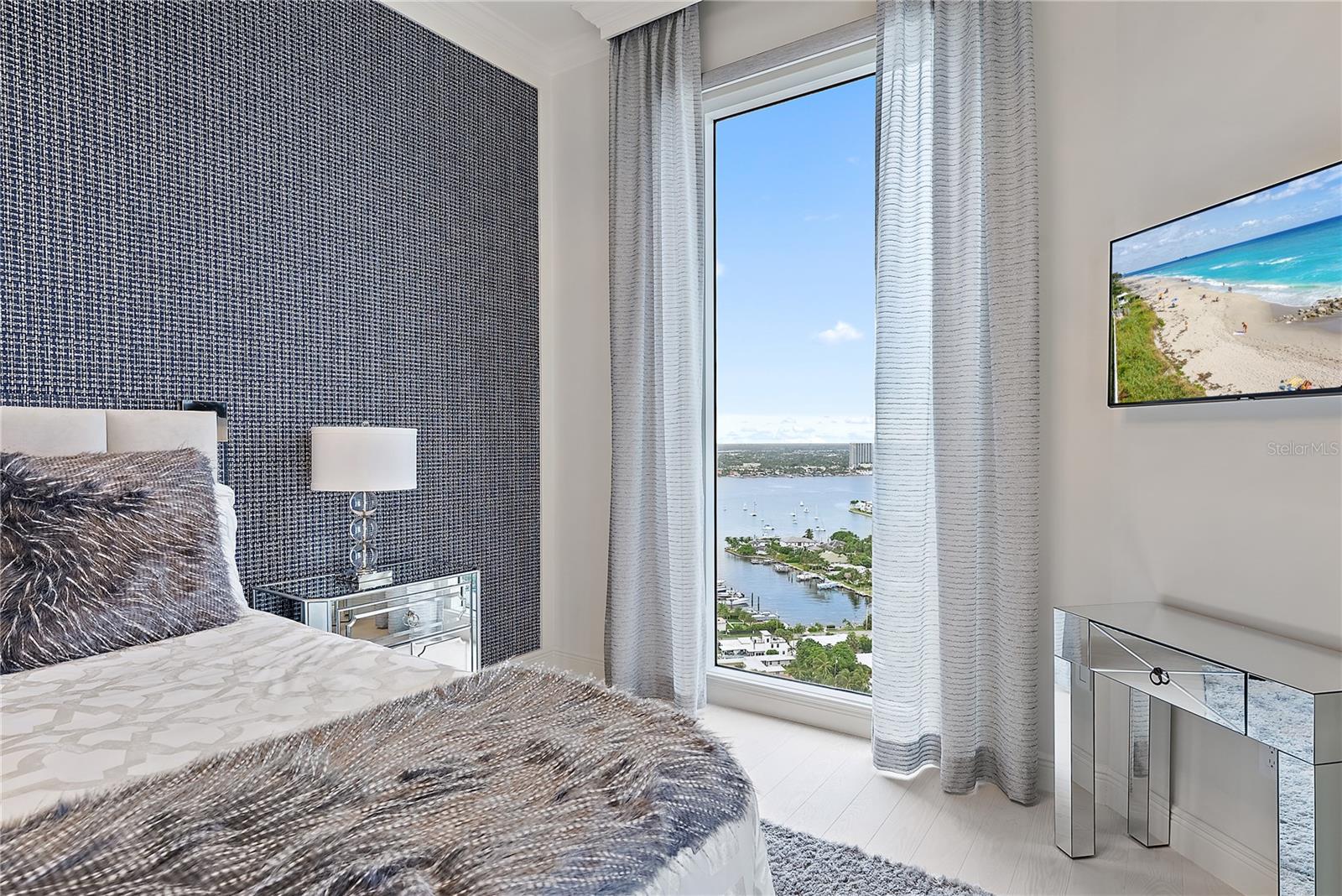 OM718135 Property Photo