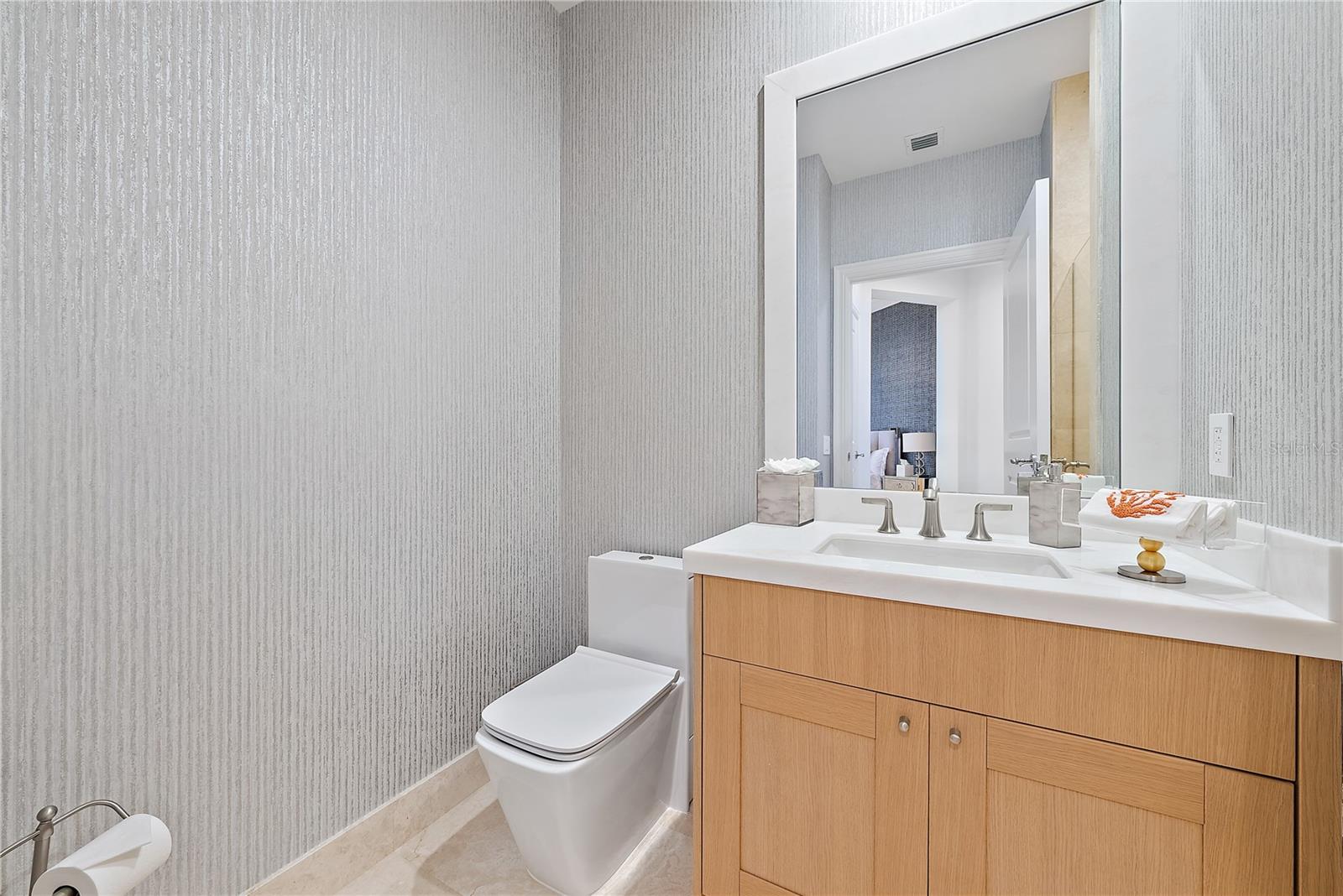 OM718135 Property Photo