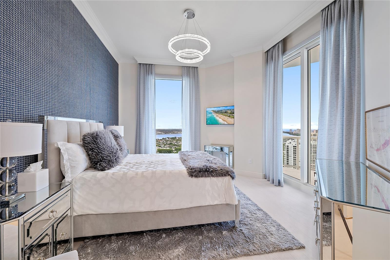 OM718135 Property Photo