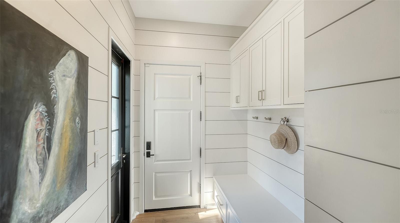 A4681304 Property Photo