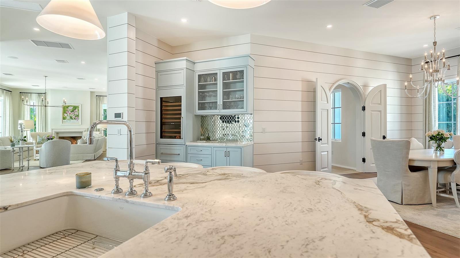 A4681304 Property Photo