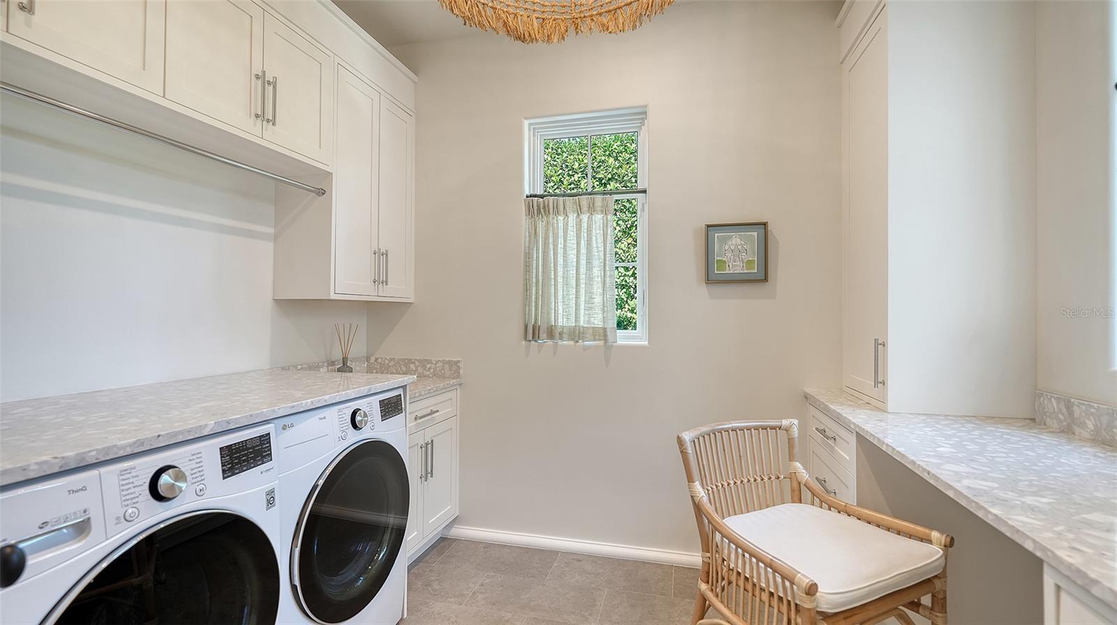 A4681304 Property Photo