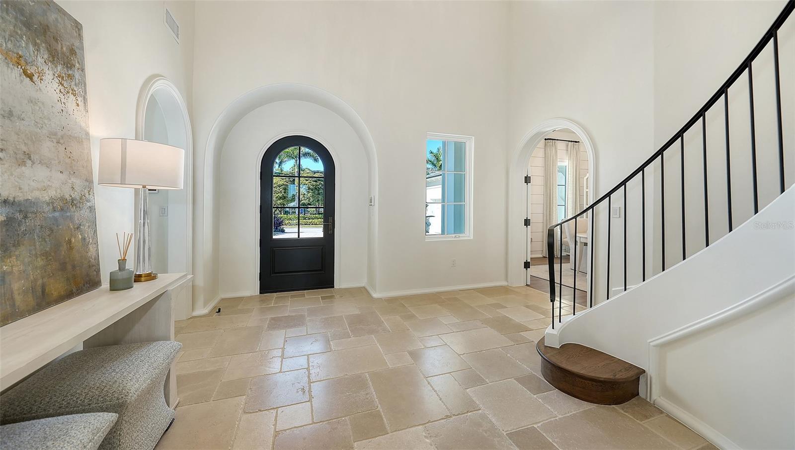 A4681304 Property Photo