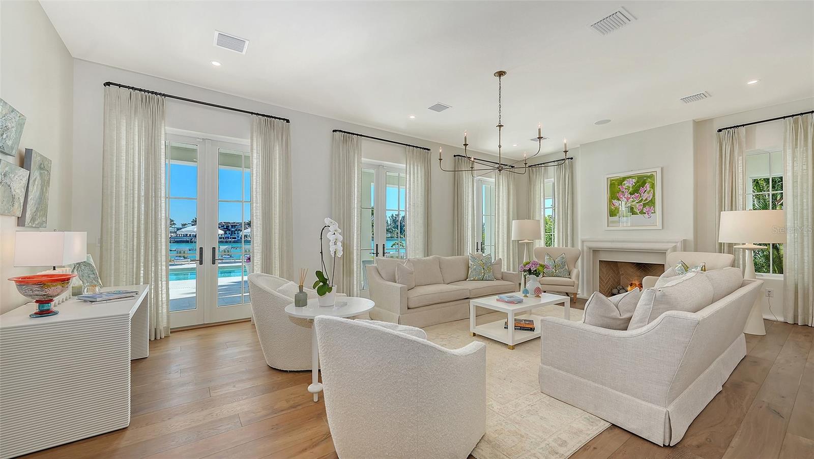 A4681304 Property Photo