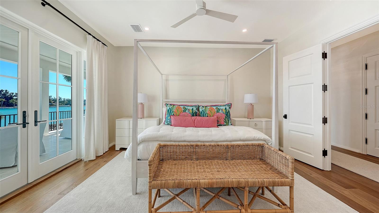 A4681304 Property Photo