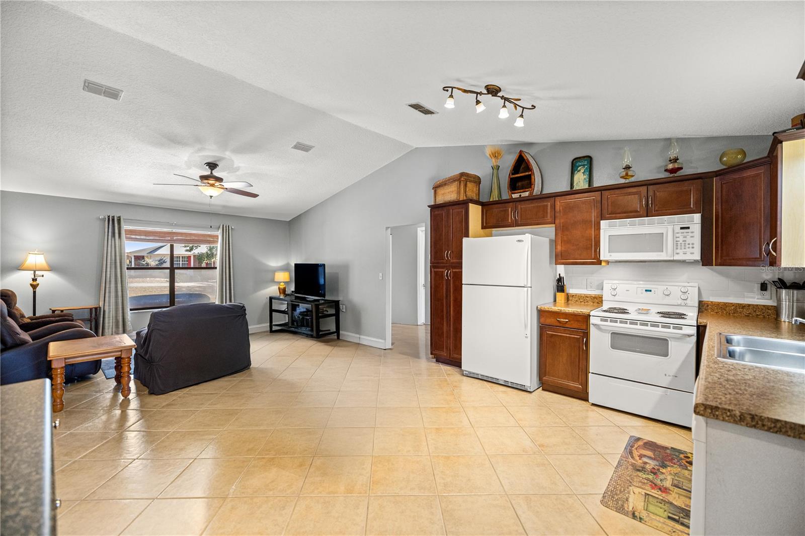 17757 SE 28TH LANE RD, SILVER SPRINGS, FL, 34488