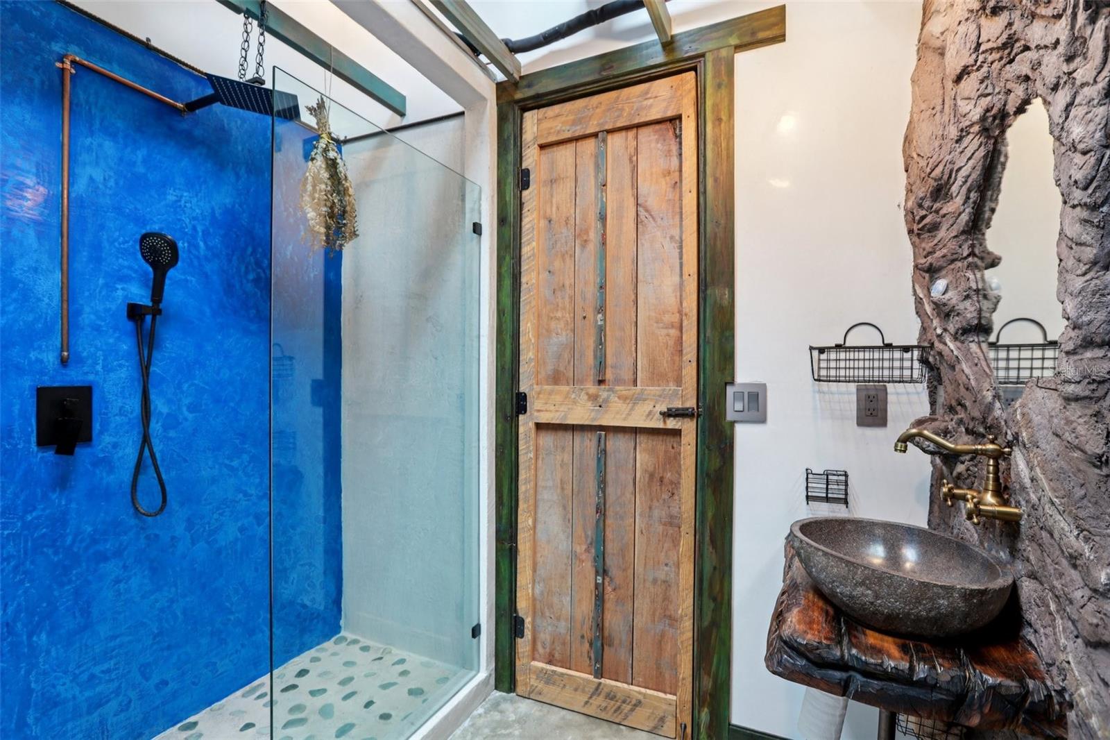 27616 MILLER RD, DADE CITY, FL, 33525